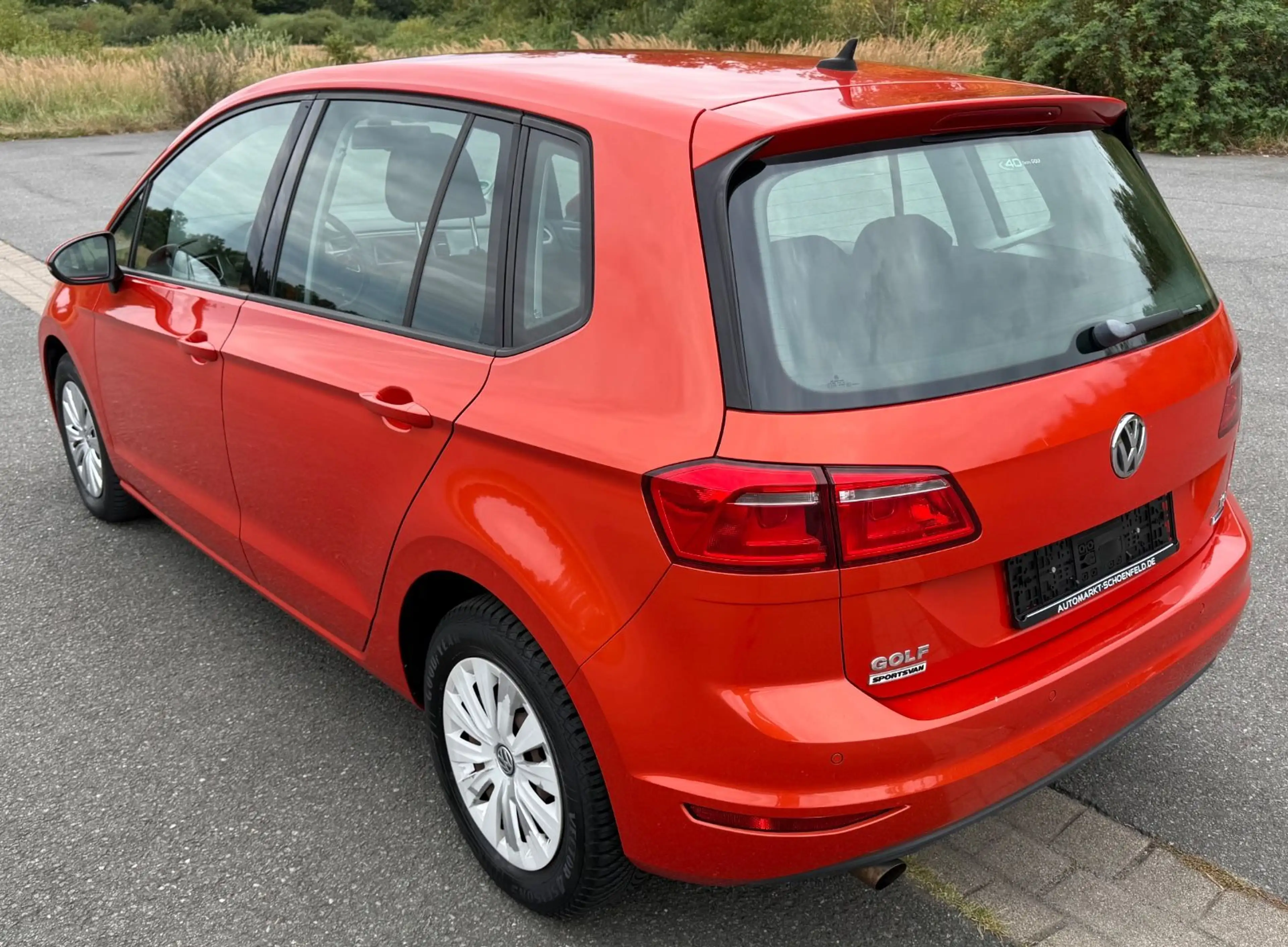 Volkswagen Golf Sportsvan BMT DSG Sitz- und Standheizung — photo 11