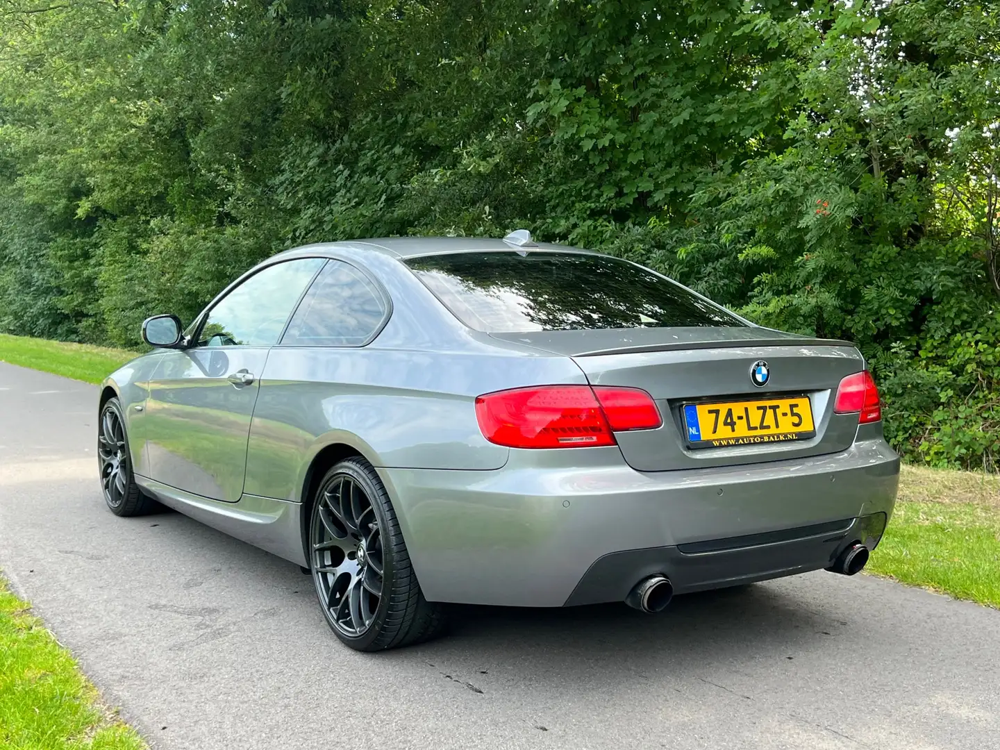 BMW 335 3-serie Coupé 335i High Executive | Goed onderhoud Grijs - 2