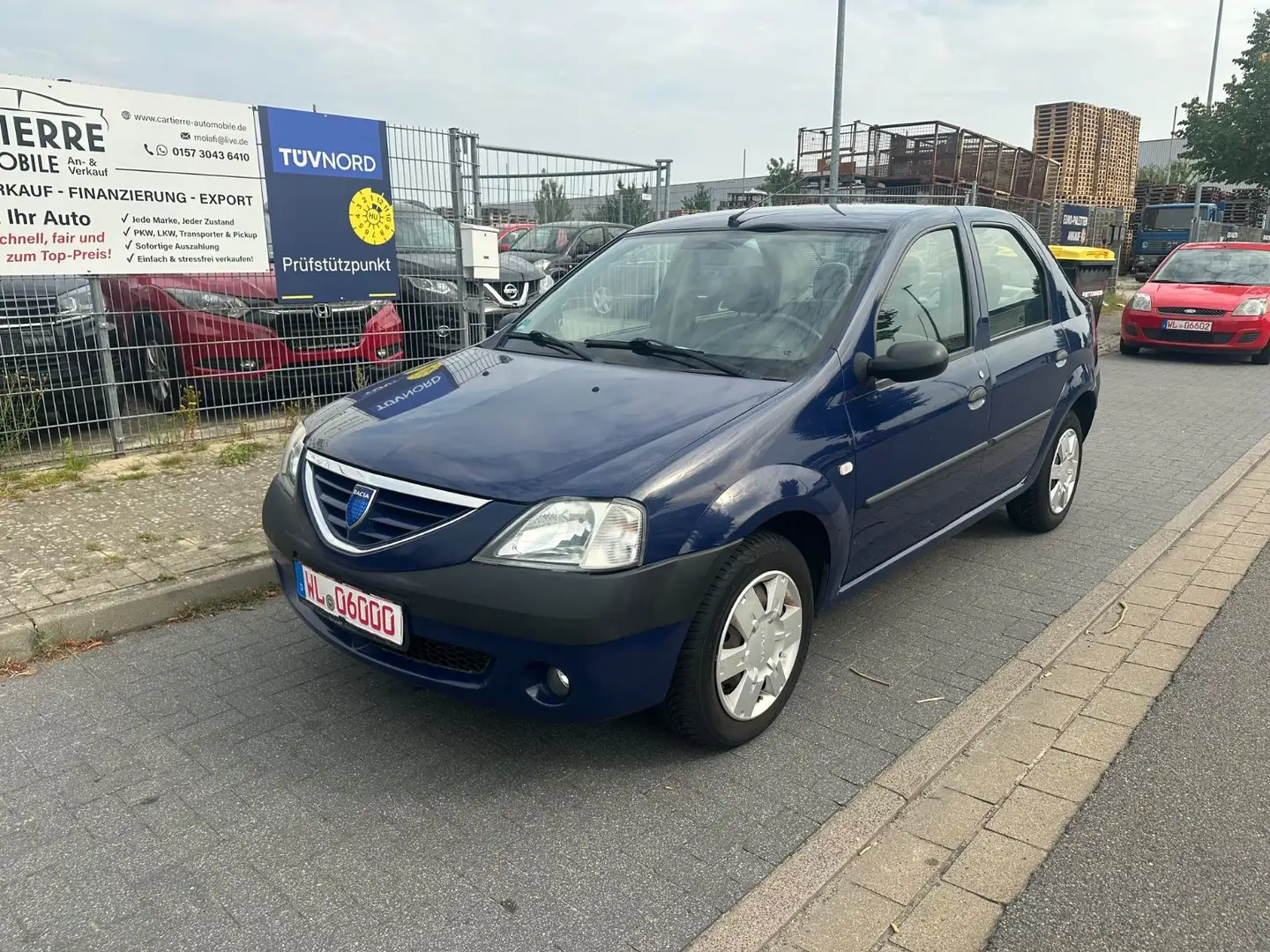 Dacia Logan Laureate 1,4L *SERVO*ZV*TÜV-NEU*1. Hand* Bleu - 1