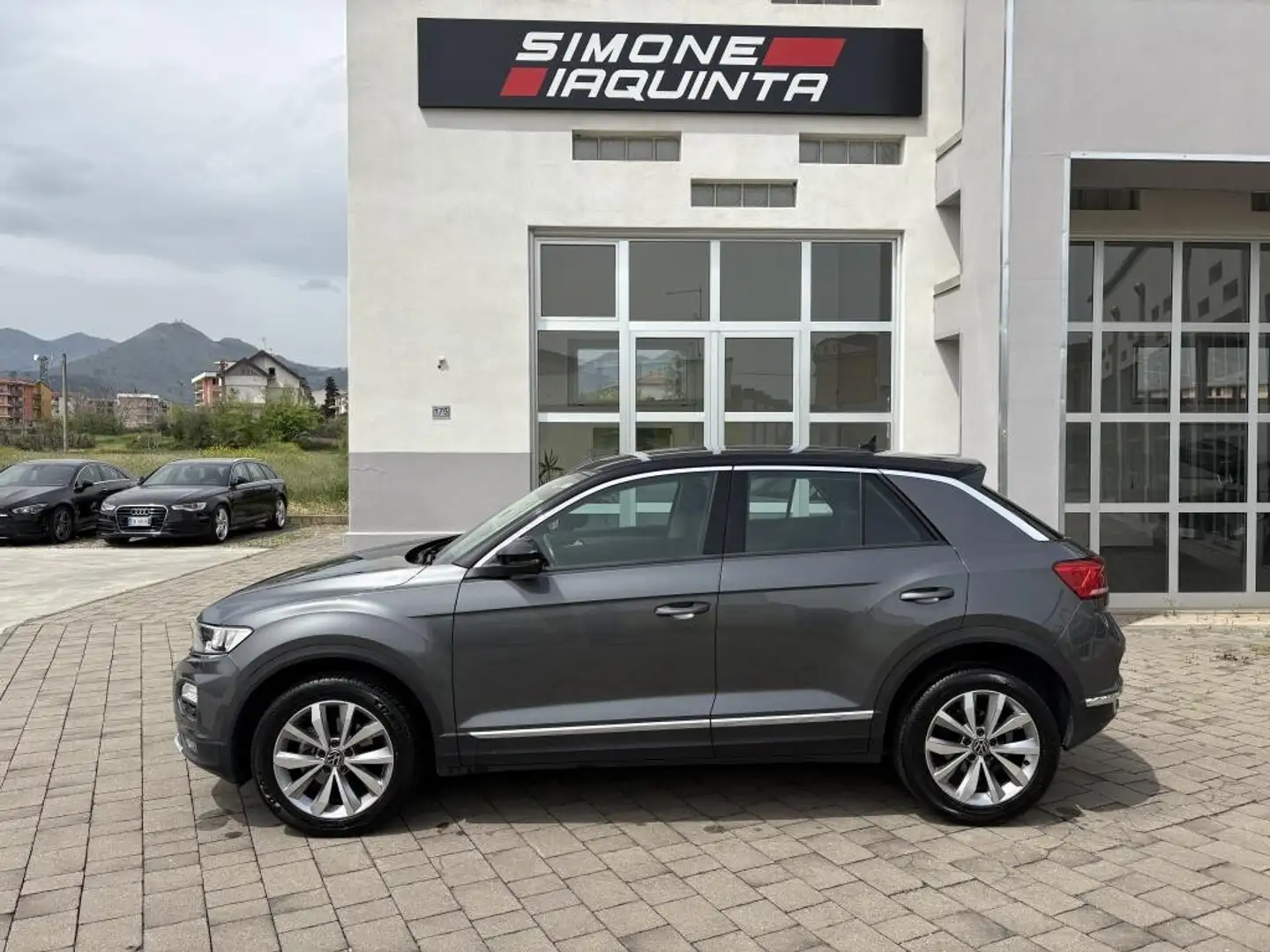 Volkswagen T-Roc 1.0 TSI Style BlueMotion Technology Grigio - 2