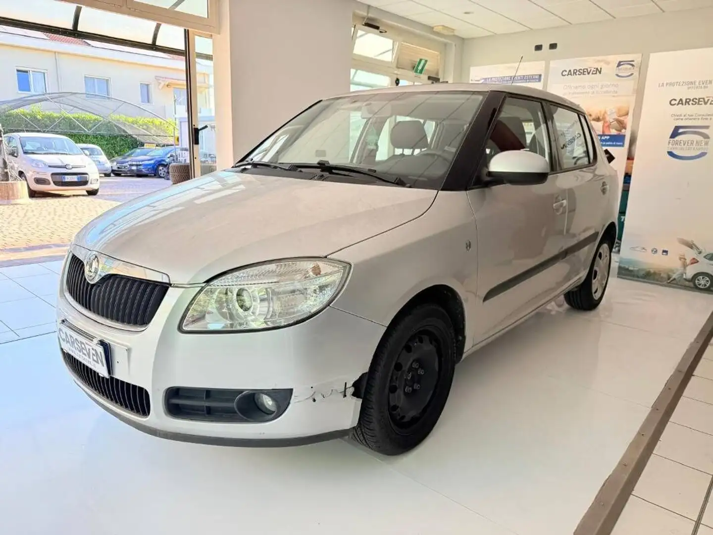 Skoda Fabia 1.2 Style 70cv Silver - 1