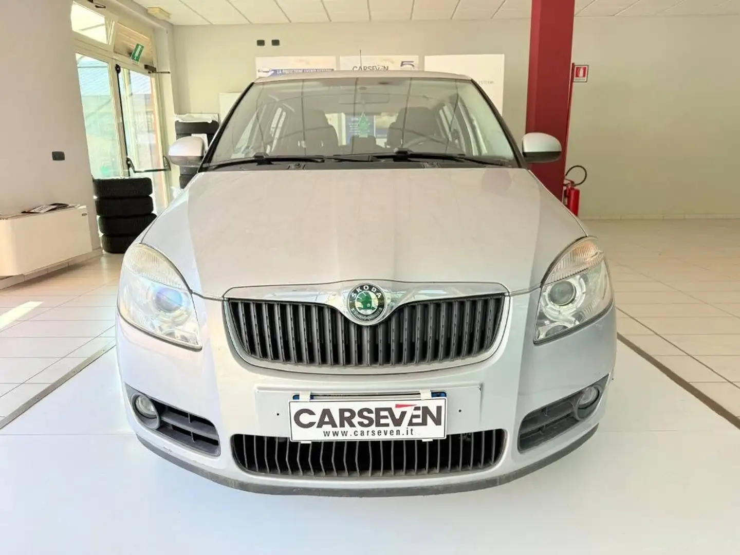 Skoda Fabia 1.2 Style 70cv Silver - 2