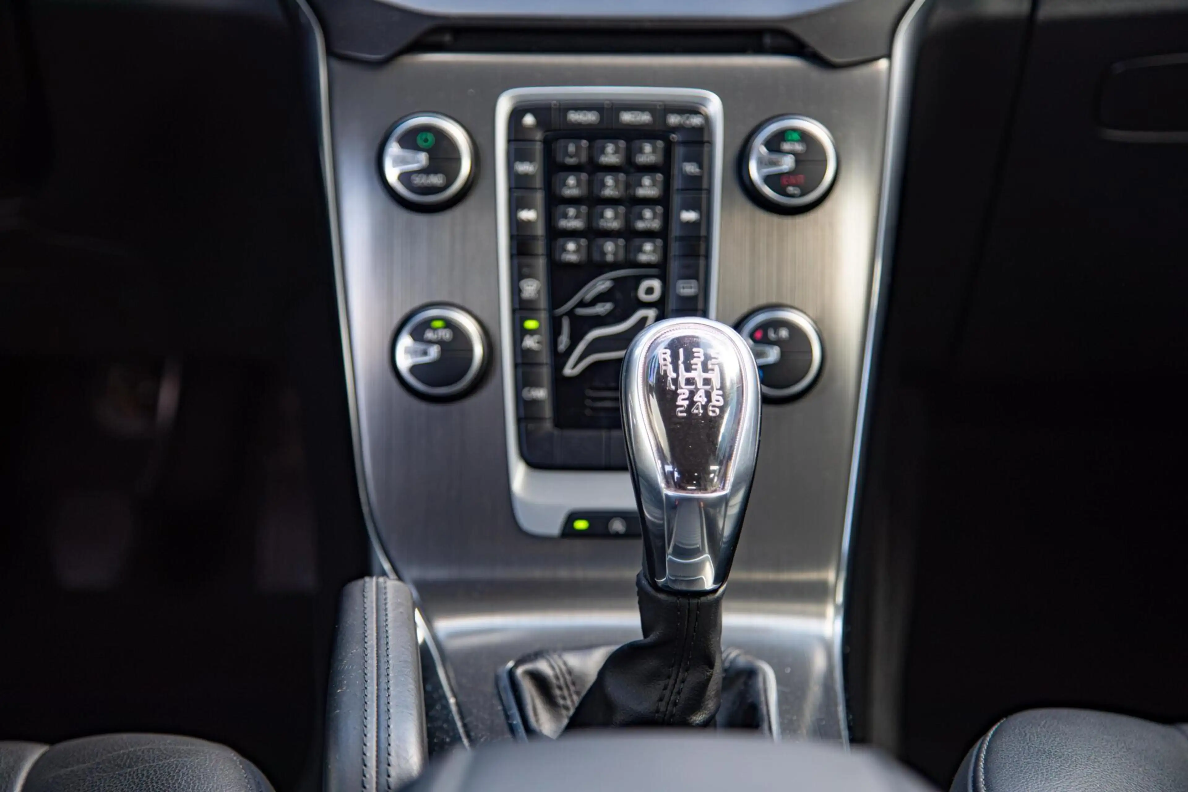Volvo V40 1.5 T3 Summum 1e Eig|Ori .NL|Leder|Camera|Navi|Tre — photo 11