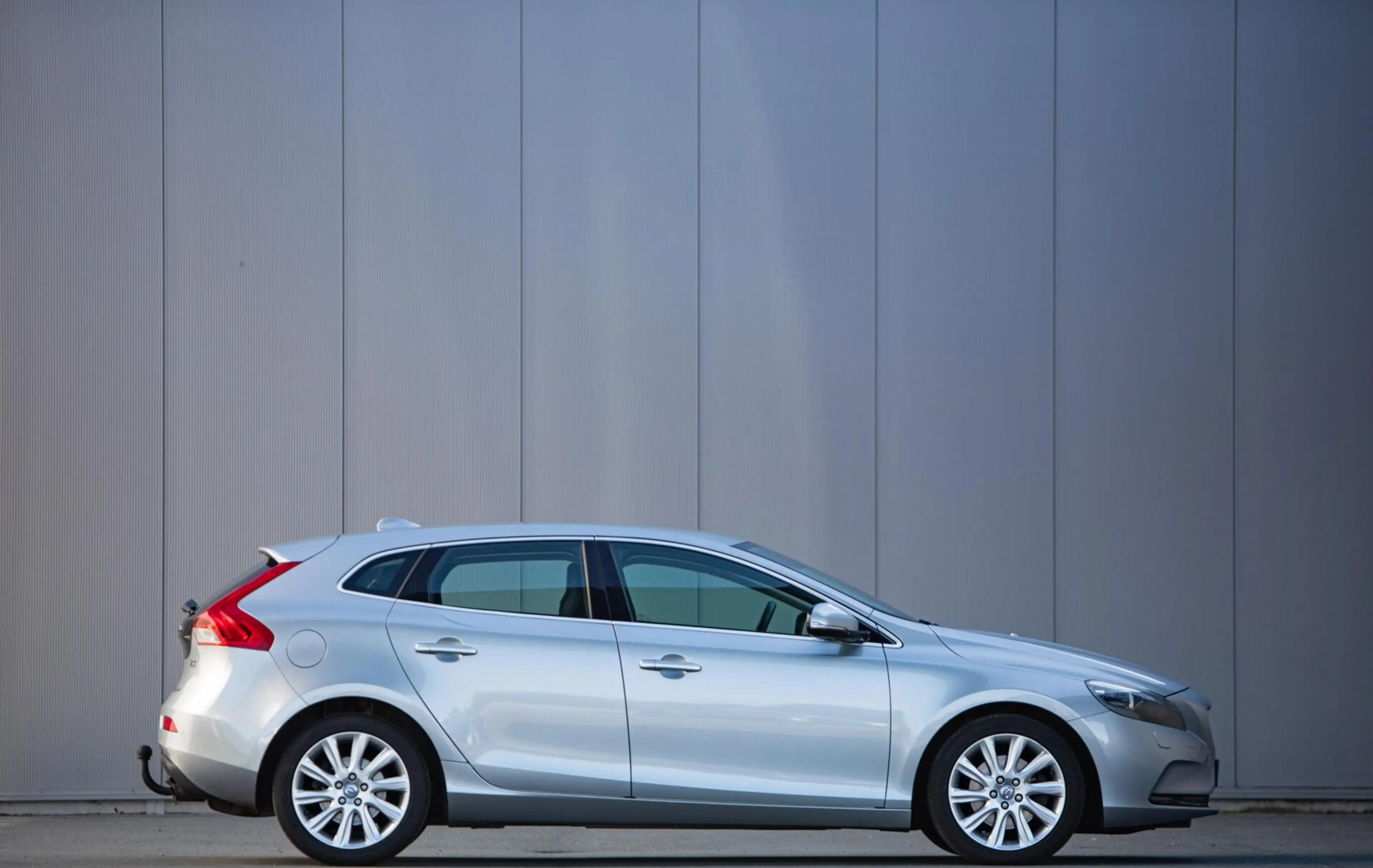 Volvo V40 1.5 T3 Summum 1e Eig|Ori .NL|Leder|Camera|Navi|Tre