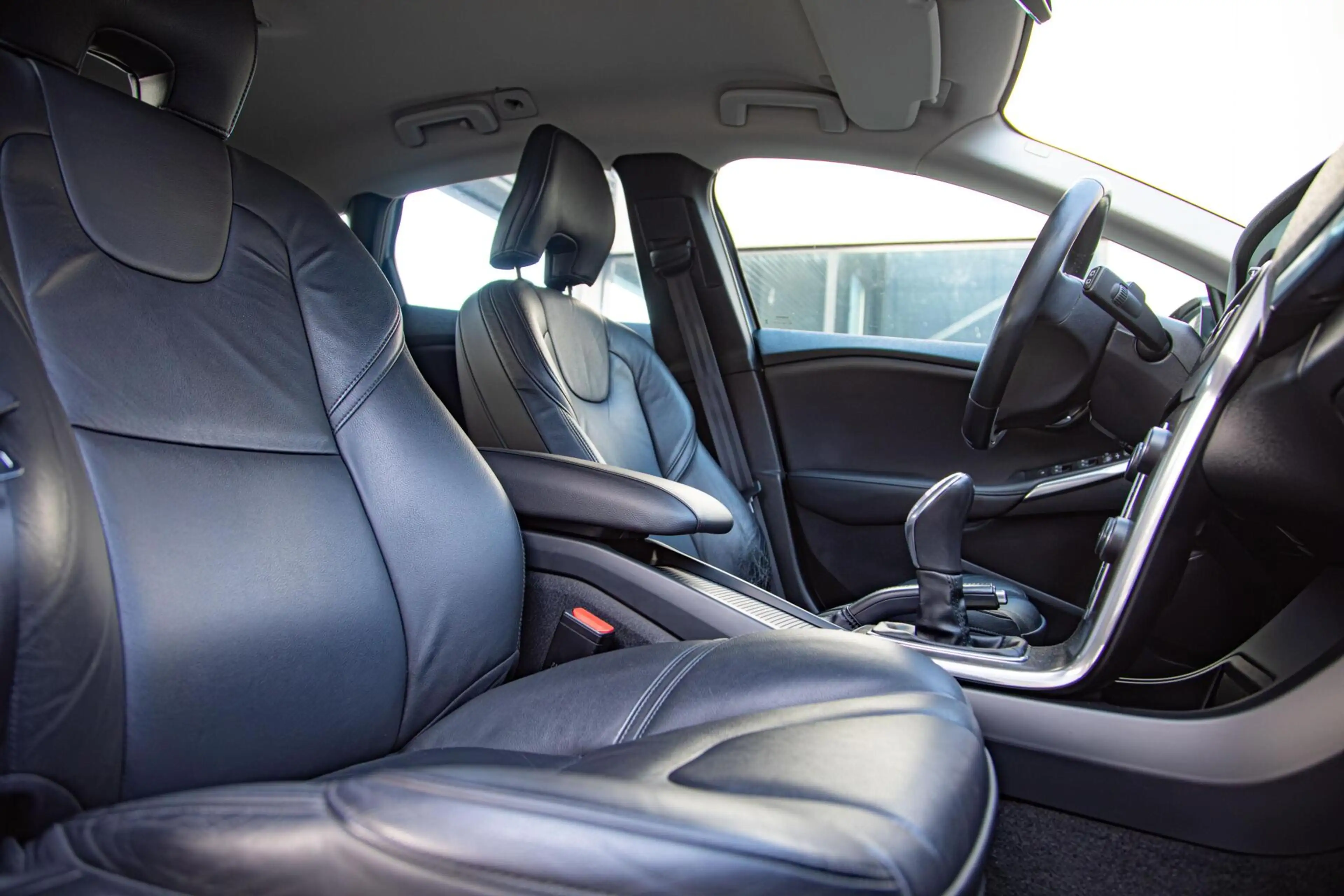 Volvo V40 1.5 T3 Summum 1e Eig|Ori .NL|Leder|Camera|Navi|Tre — photo 6