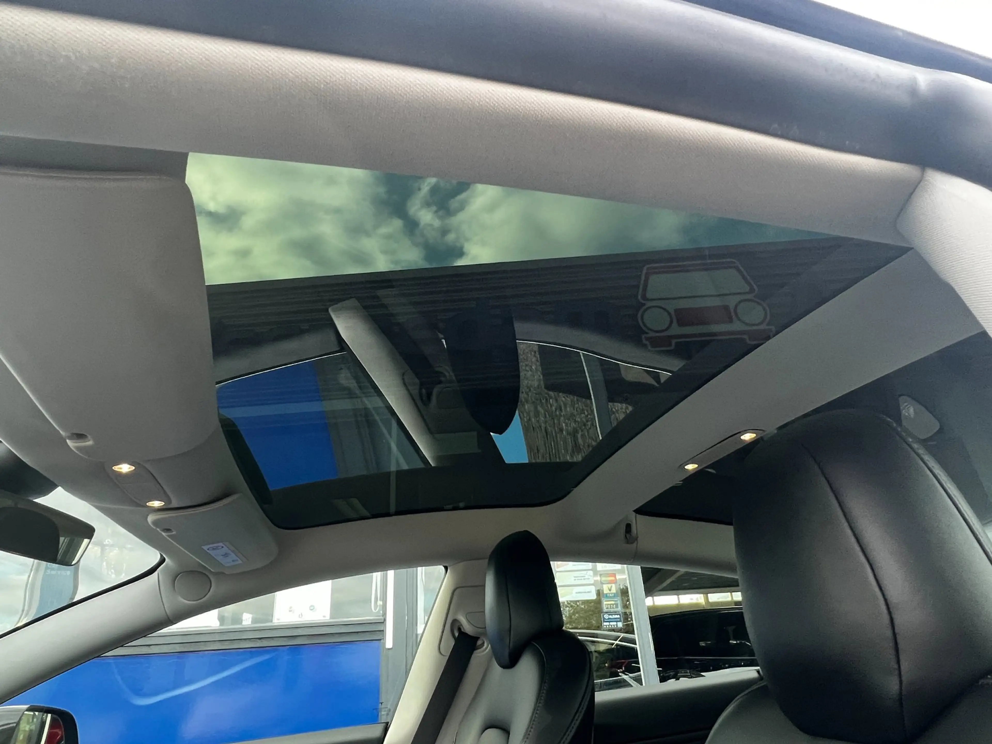 Tesla Model 3 Long Range AWD 75 kWh — photo 34