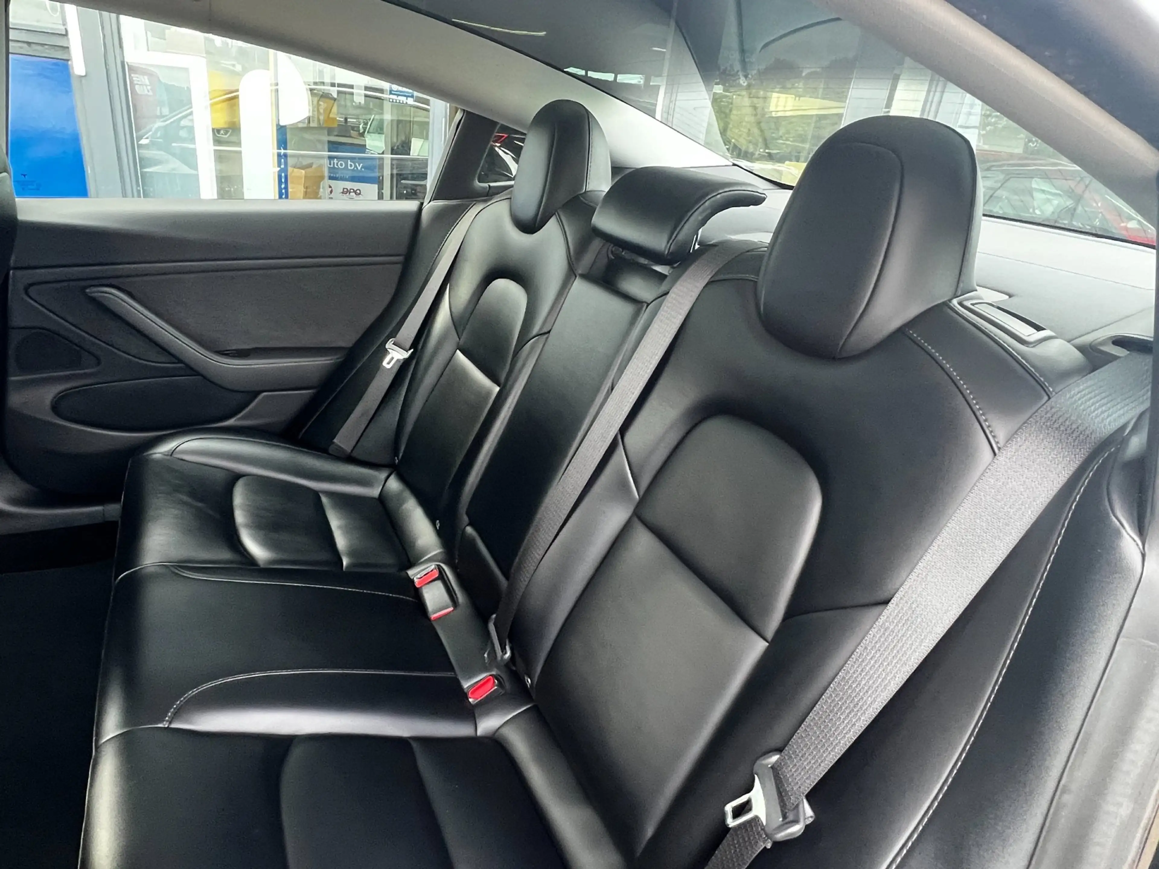 Tesla Model 3 Long Range AWD 75 kWh — photo 36