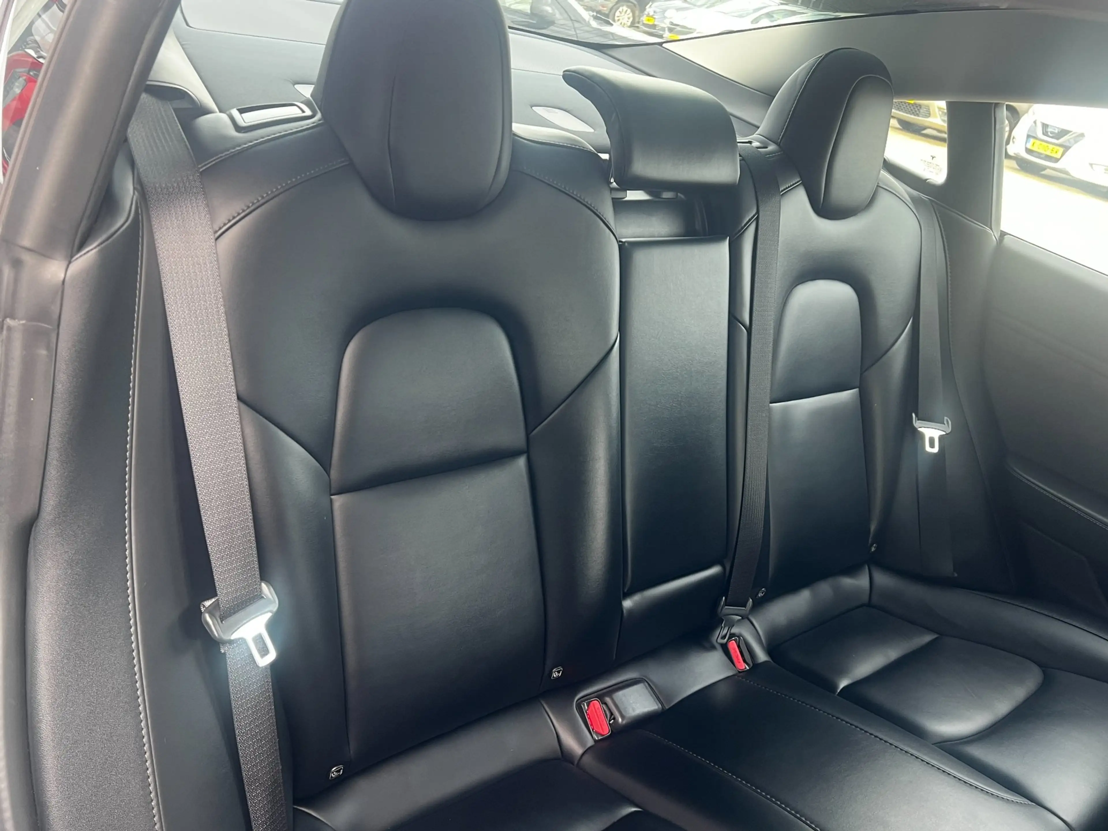 Tesla Model 3 Long Range AWD 75 kWh — photo 42