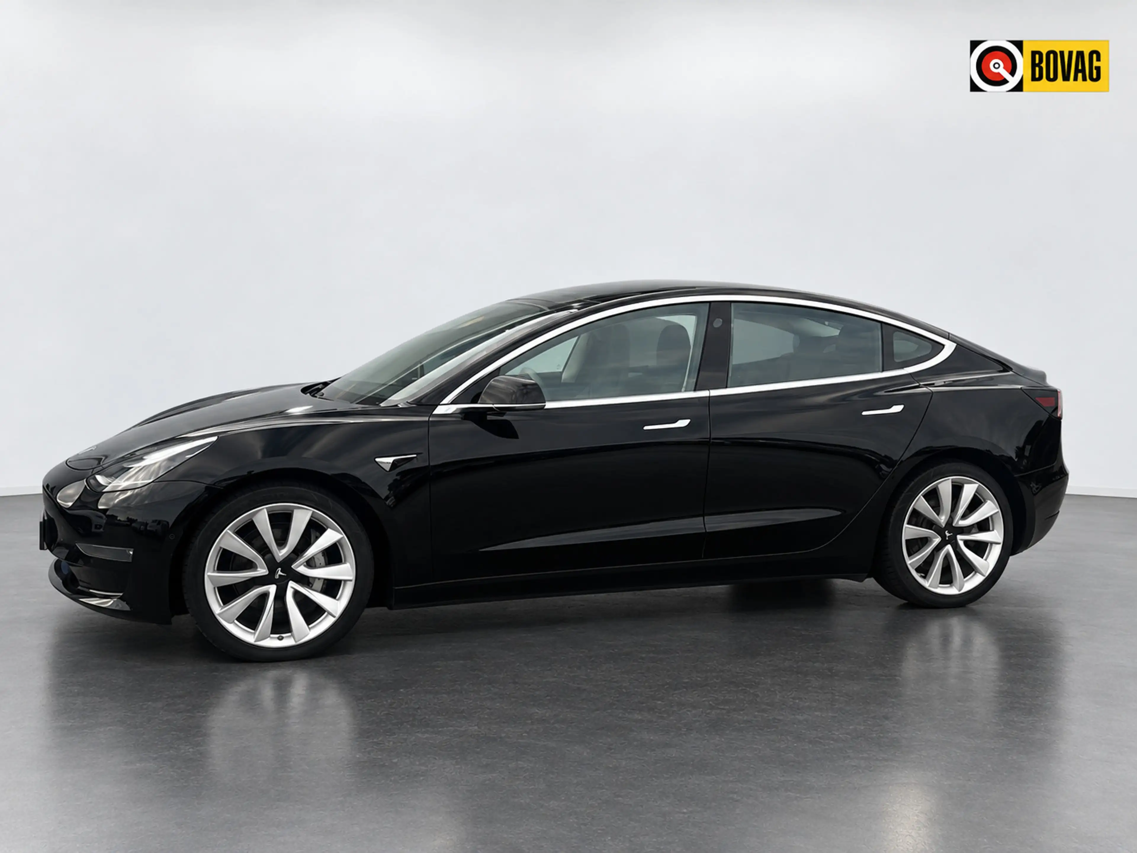 Tesla Model 3 Long Range AWD 75 kWh — photo 7