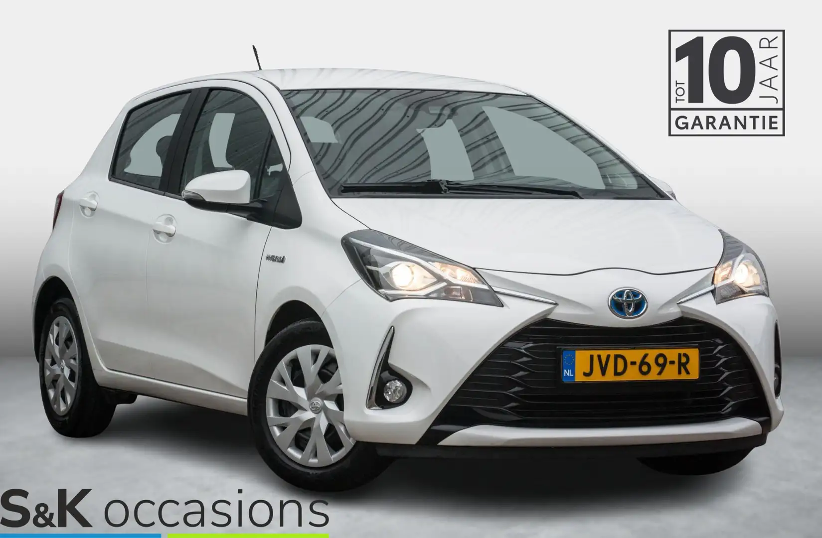 Toyota Yaris 1.5 Hybrid Dynamic Blanc - 1