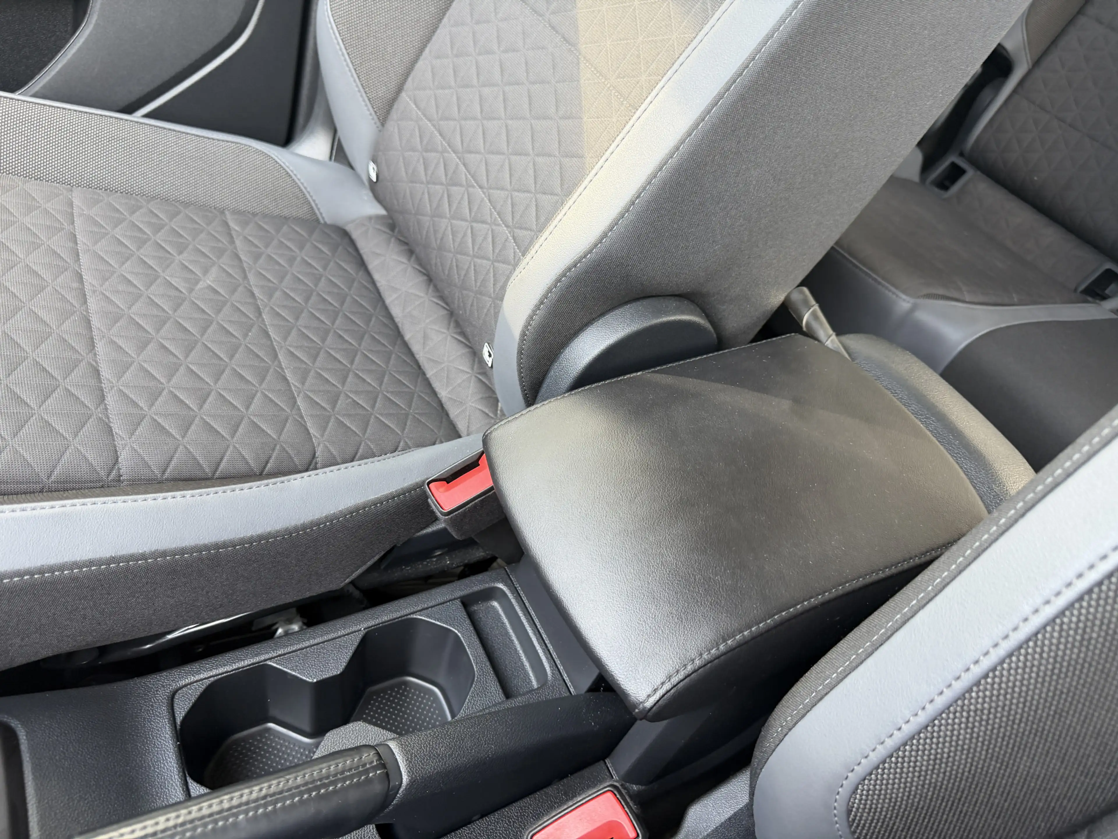 Volkswagen T-Cross 1.5 TSI Style App connect — photo 22