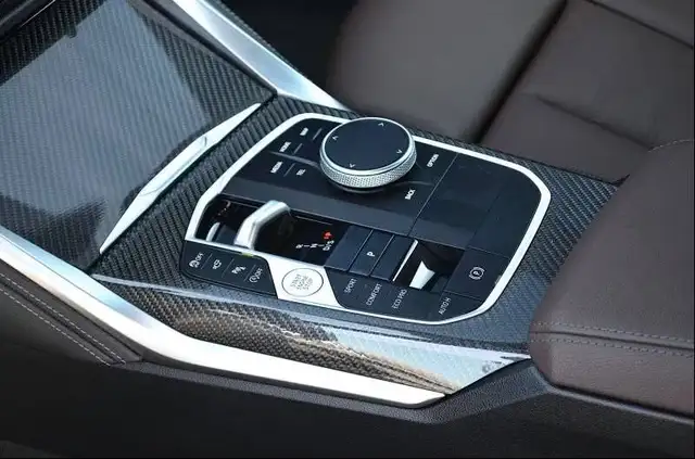 BMW 4 Series view 11
