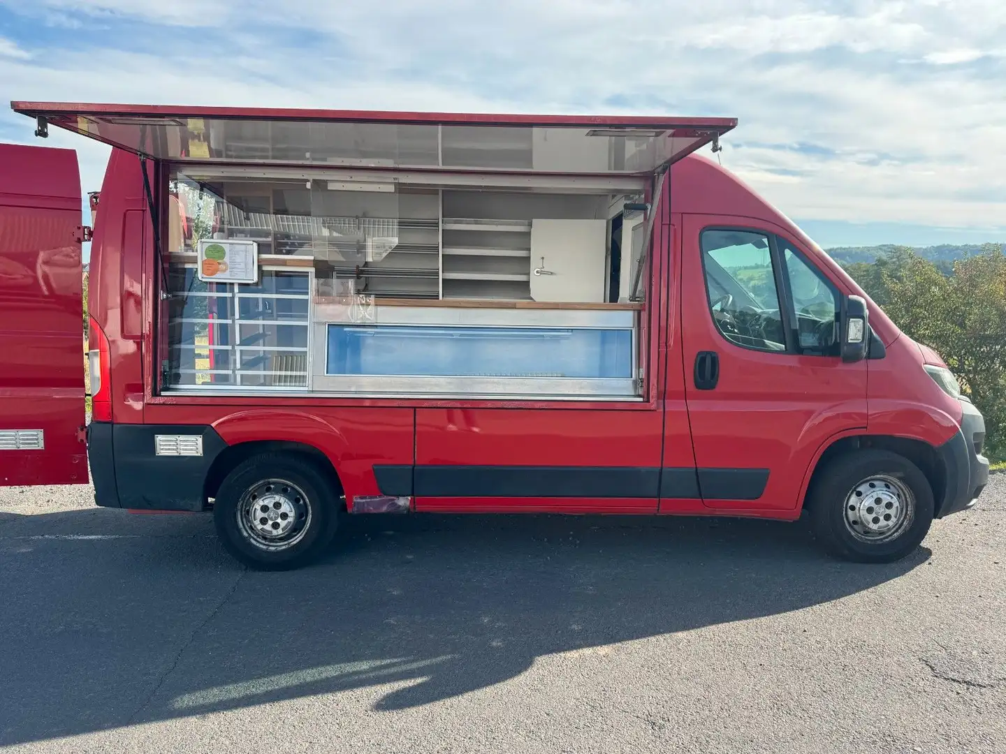 Peugeot Boxer Kasten Verkaufswagen°Kühltheke°Klima°RFK° Rot - 2