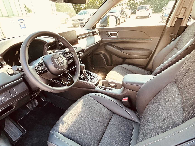 Honda HR-V Hybrid e:HEV 1.5 i-MMD Advance — photo 15