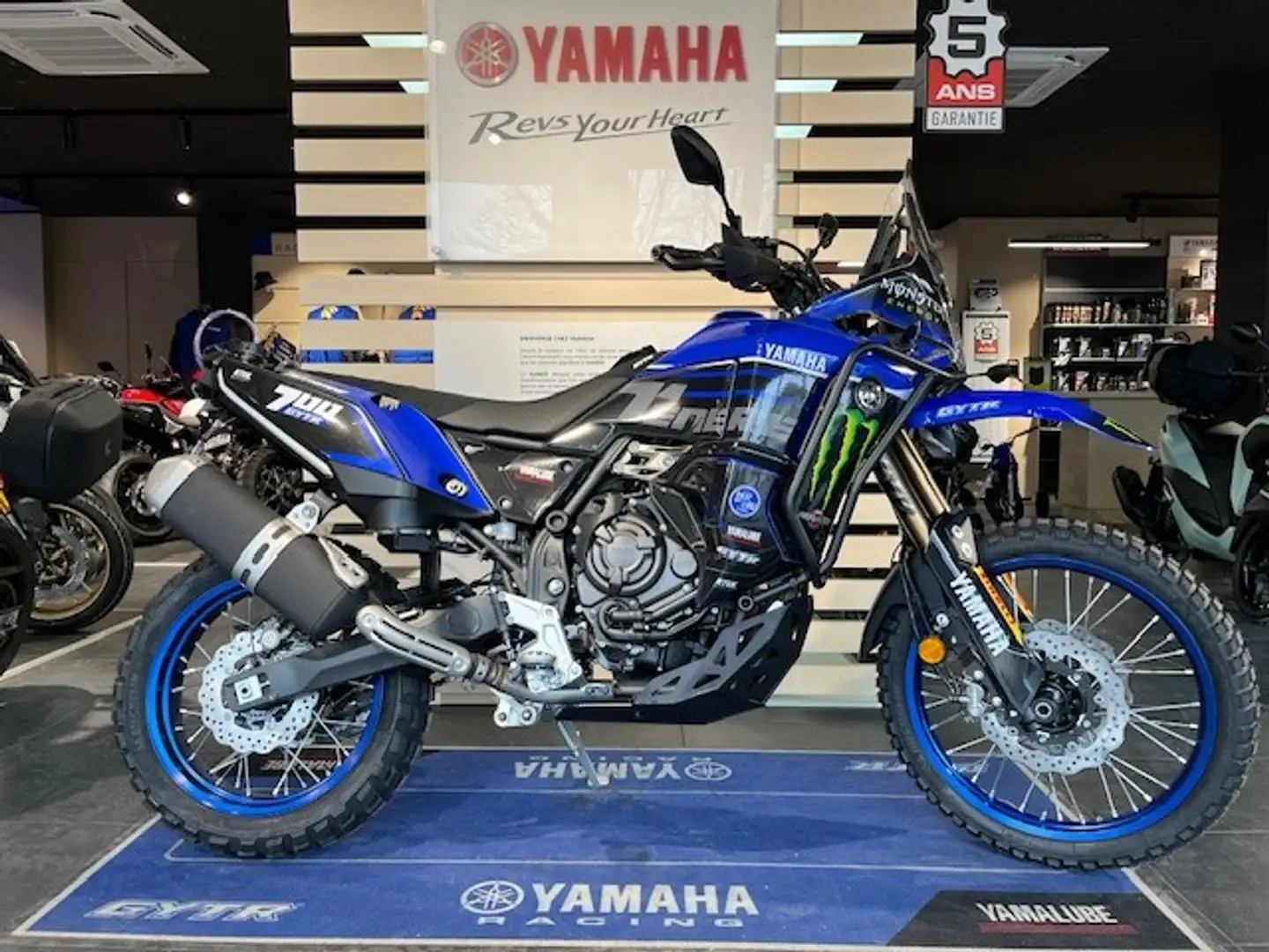 Yamaha - 1