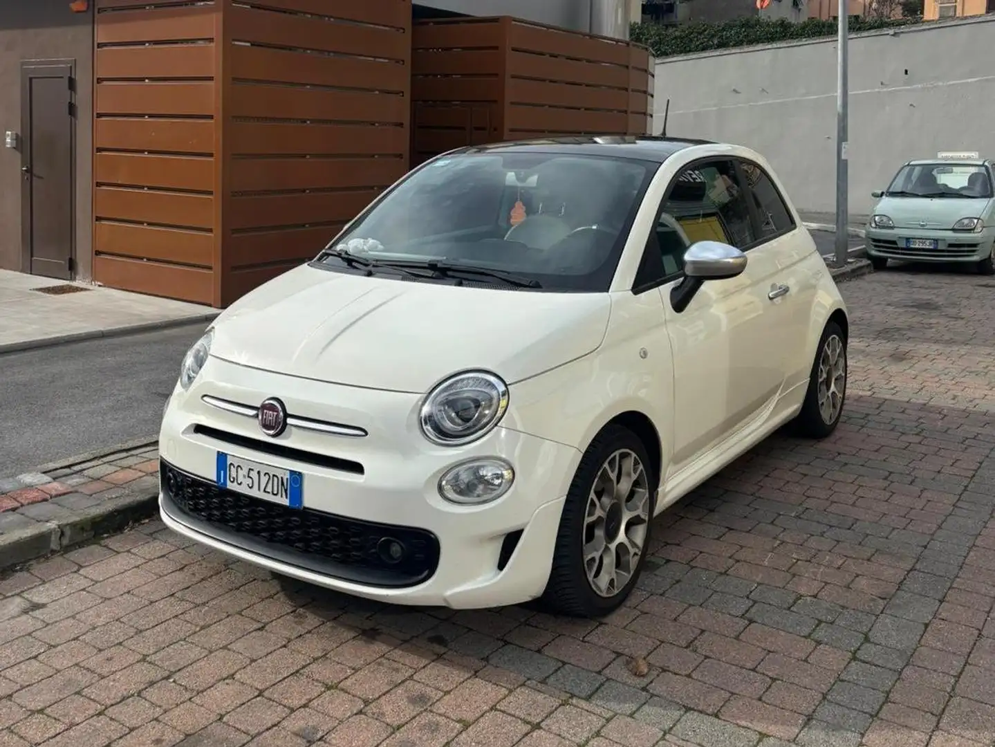 Fiat 500 500 1.0 hybrid Rockstar 70cv Weiß - 1
