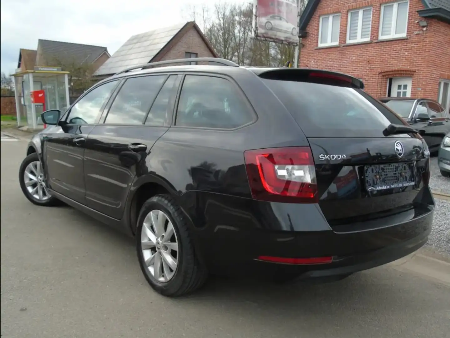 Skoda Octavia 1.6 CR TDi  DSG *XENON**AUTOMAAT* EURO 6b-TEMP Noir - 2