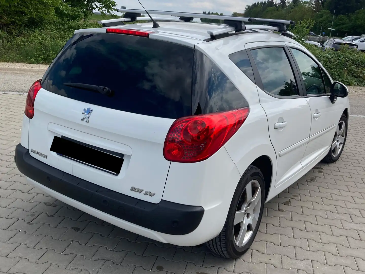 Peugeot 207 207 SW SW 120 VTi Premium Weiß - 2