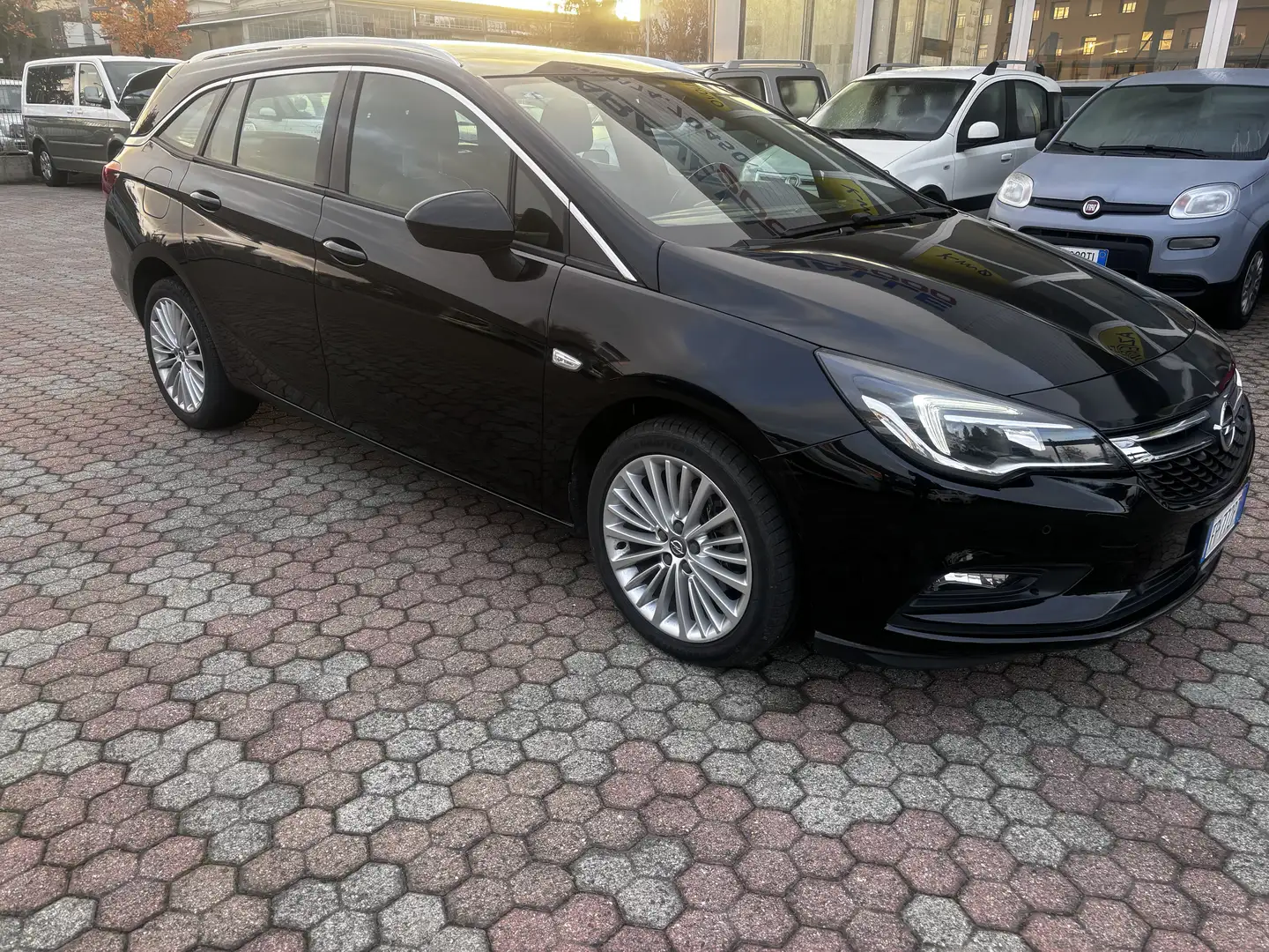 Opel Astra Sports Tourer 1.6 cdti Dynamic 136cv auto my18.5 - 2