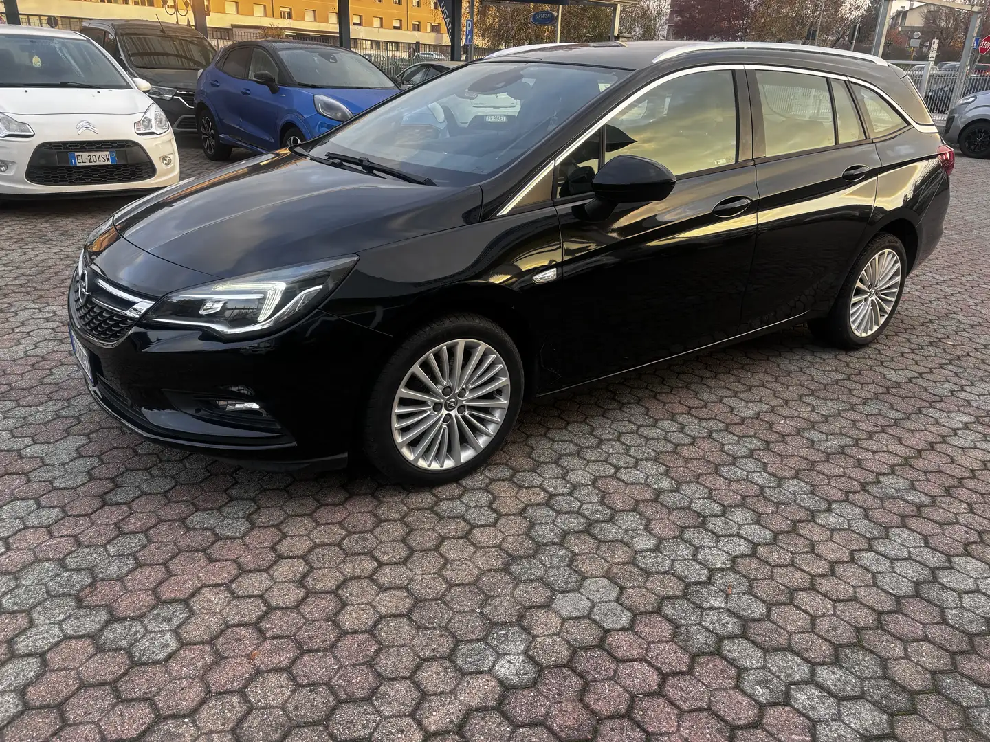 Opel Astra Sports Tourer 1.6 cdti Dynamic 136cv auto my18.5 - 1