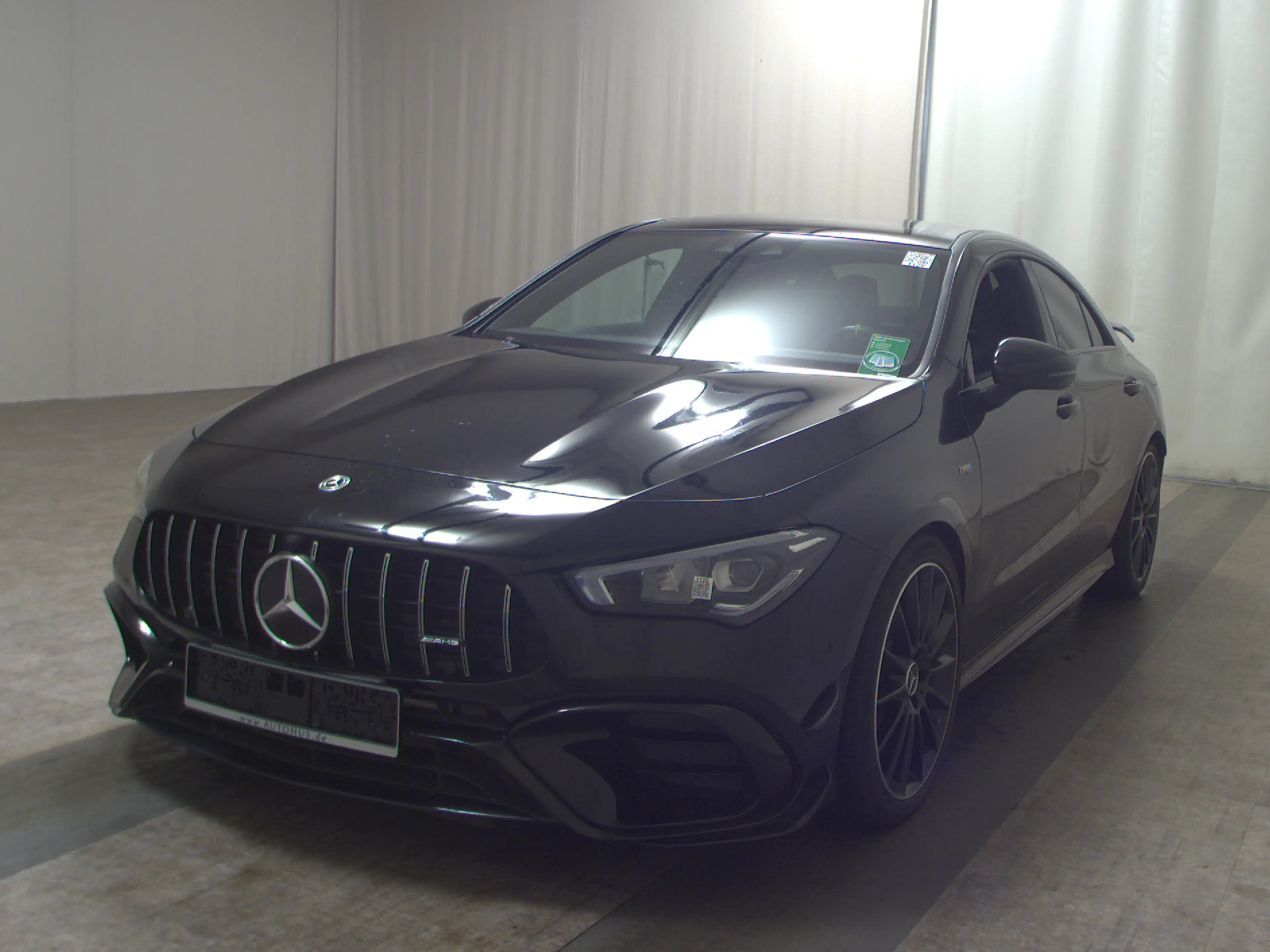 Mercedes-Benz CLA 45 AMG S 4M Performance+ Night Navi LED Pano — photo 2