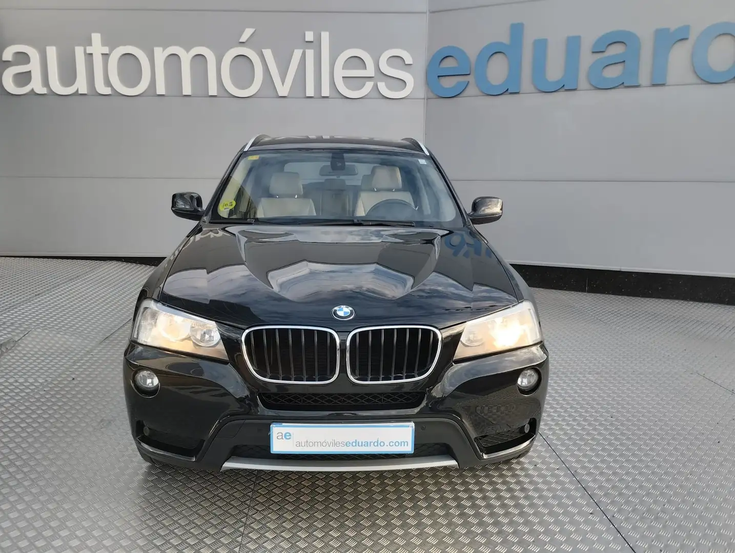 BMW X3 xDrive 20d Schwarz - 2