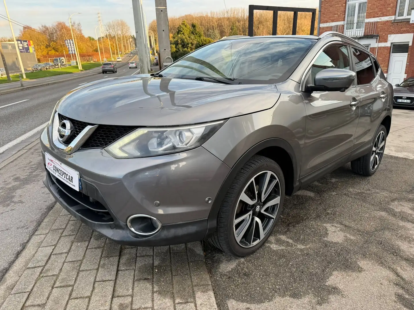 Nissan Qashqai Qashqai 1.5 dCi 2WD Business Edition Zilver - 1