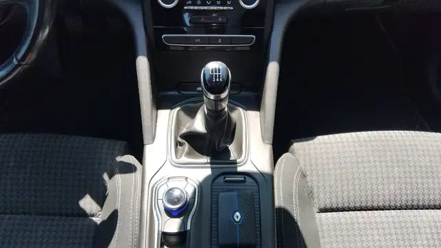 Renault Talisman view 13