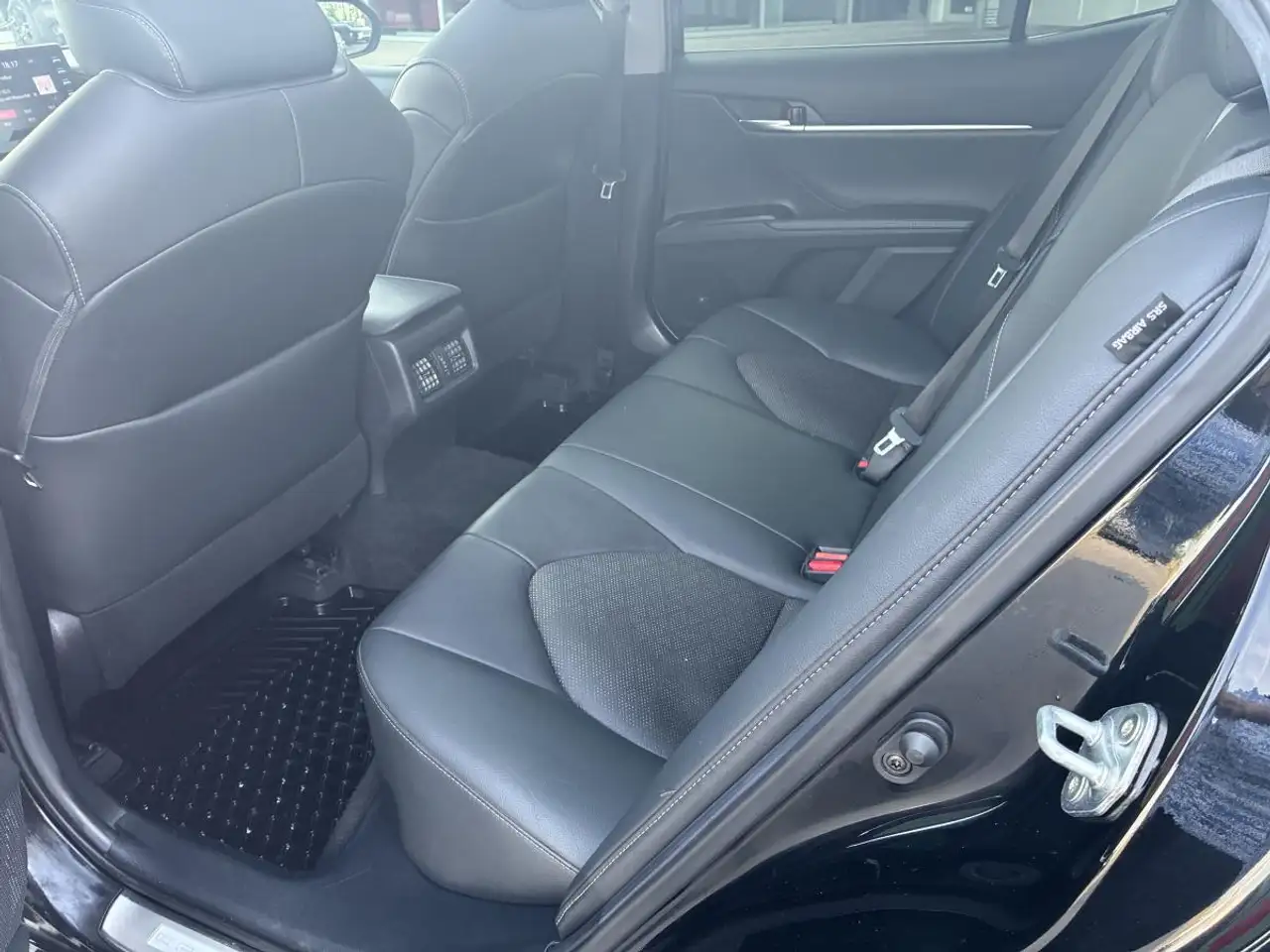 Toyota Camry снимка Toyota Camry