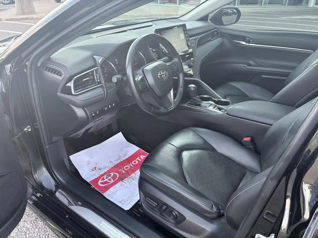 Toyota Camry снимка Toyota Camry