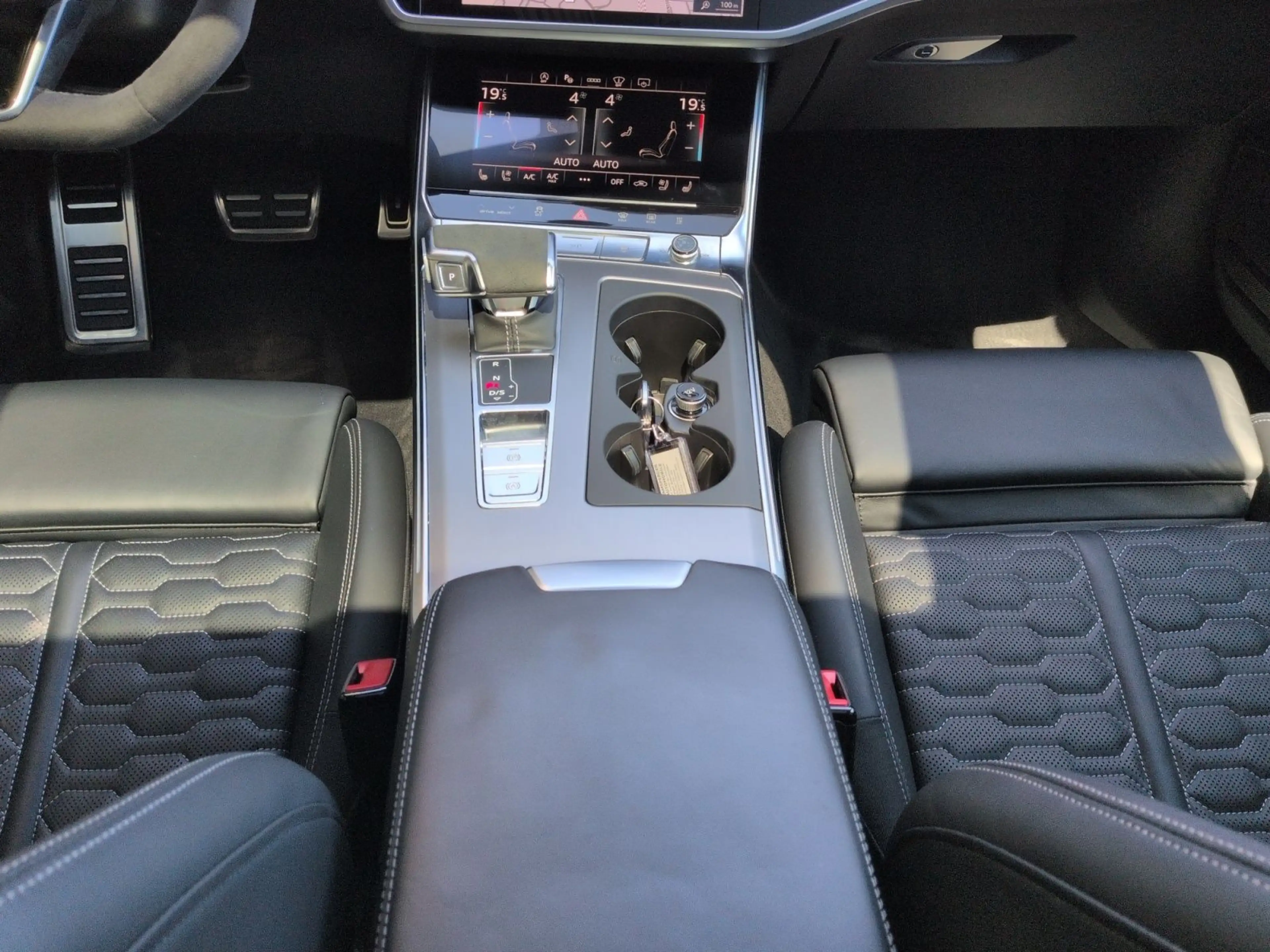 Audi RS6 6 441(600) kW(PS) — photo 11