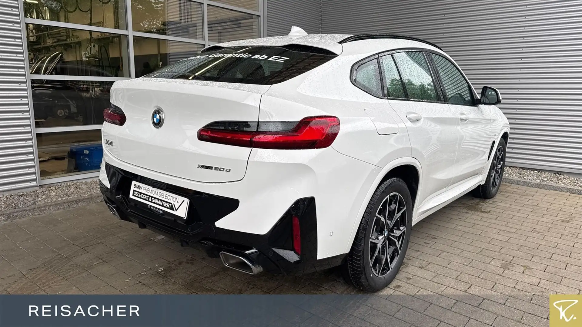 BMW X4 xDrive 20dA M-Sport Navi HUD RüKa Laser AHK Weiß - 2