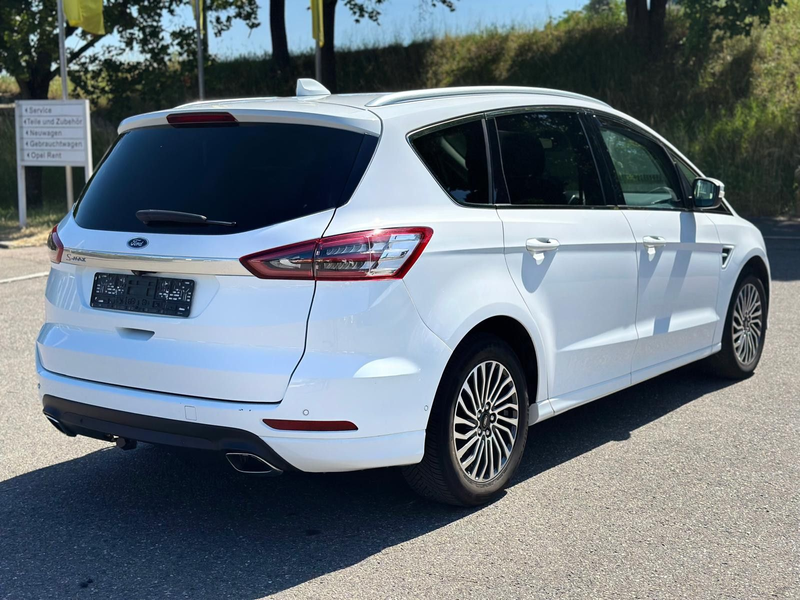 Ford S-Max S-MAX Titanium 2.0*AUTOM*LEDER*ACC*KEYLES*NAVI* — photo 6