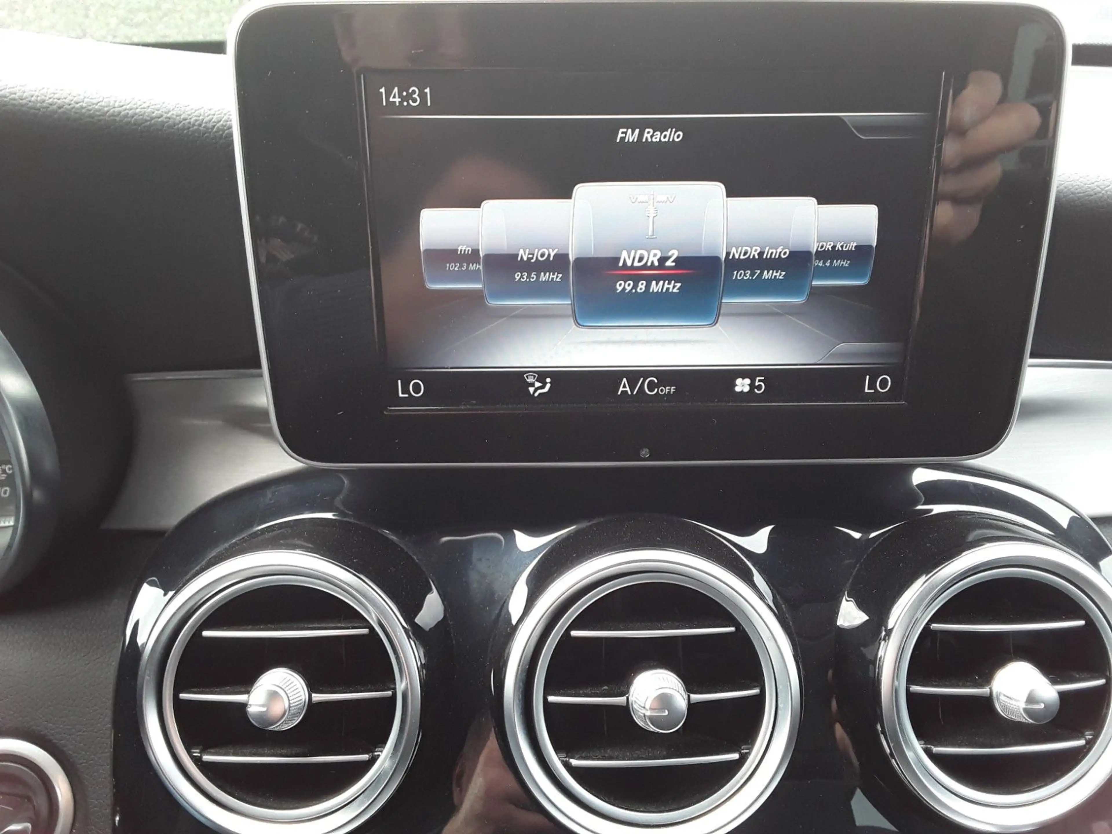 Mercedes-Benz GLC 220 d 4Matic Navi, AHK, Alu 19" Panoramadach — photo 9