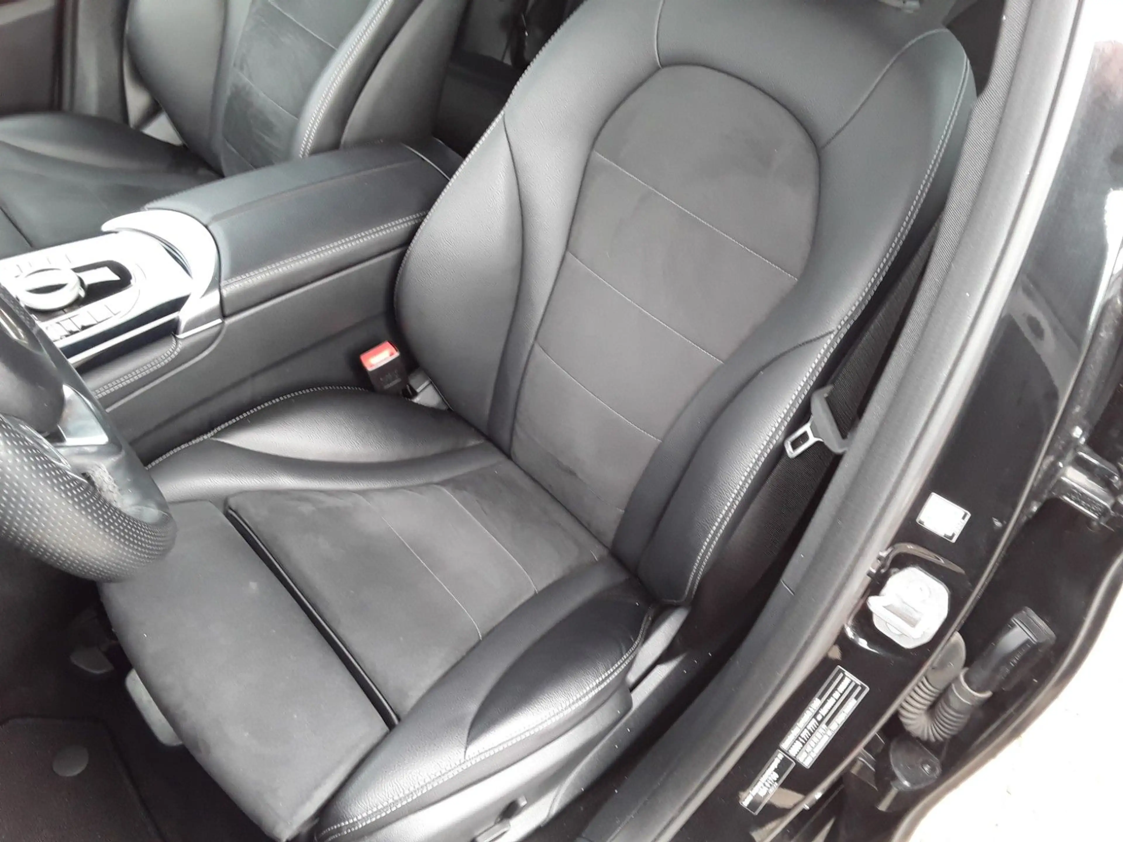 Mercedes-Benz GLC 220 d 4Matic Navi, AHK, Alu 19" Panoramadach — photo 11