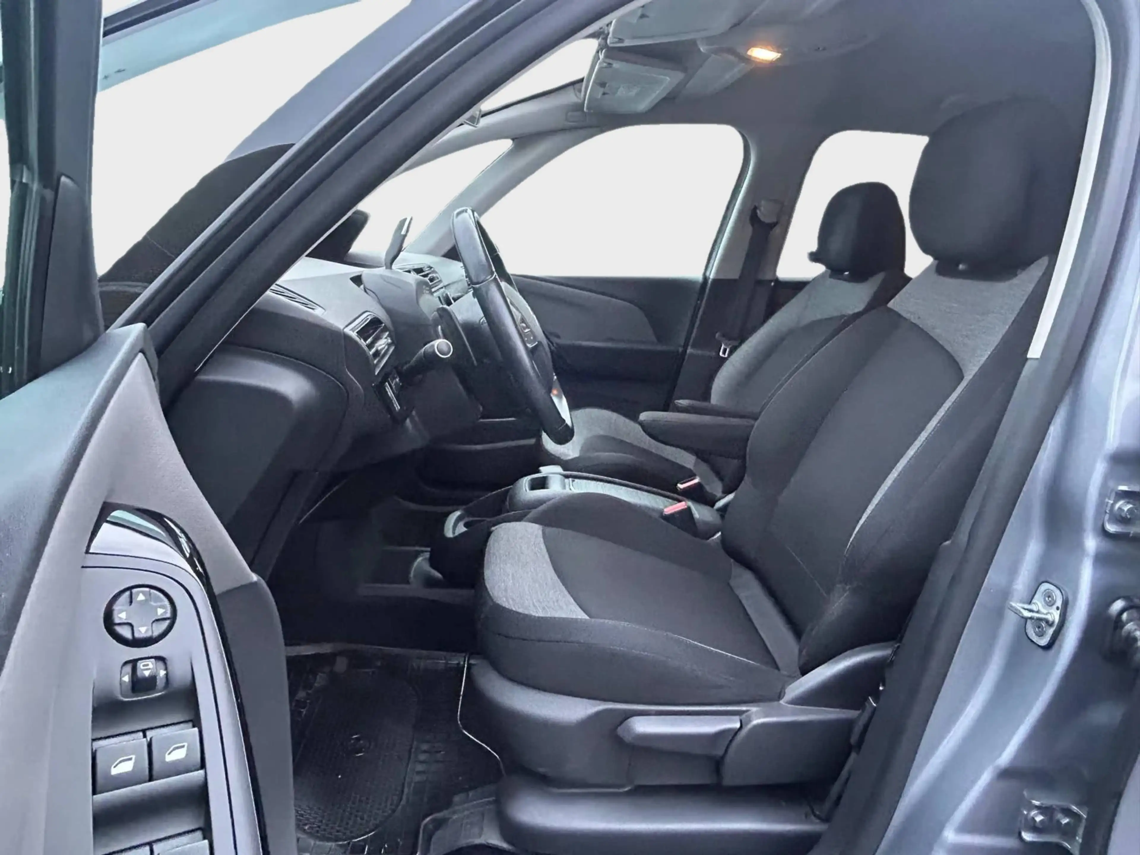 Citroen Grand C4 SpaceTourer C4 Spacetourer 1.6 HDI 7pl Boite automatique — photo 8