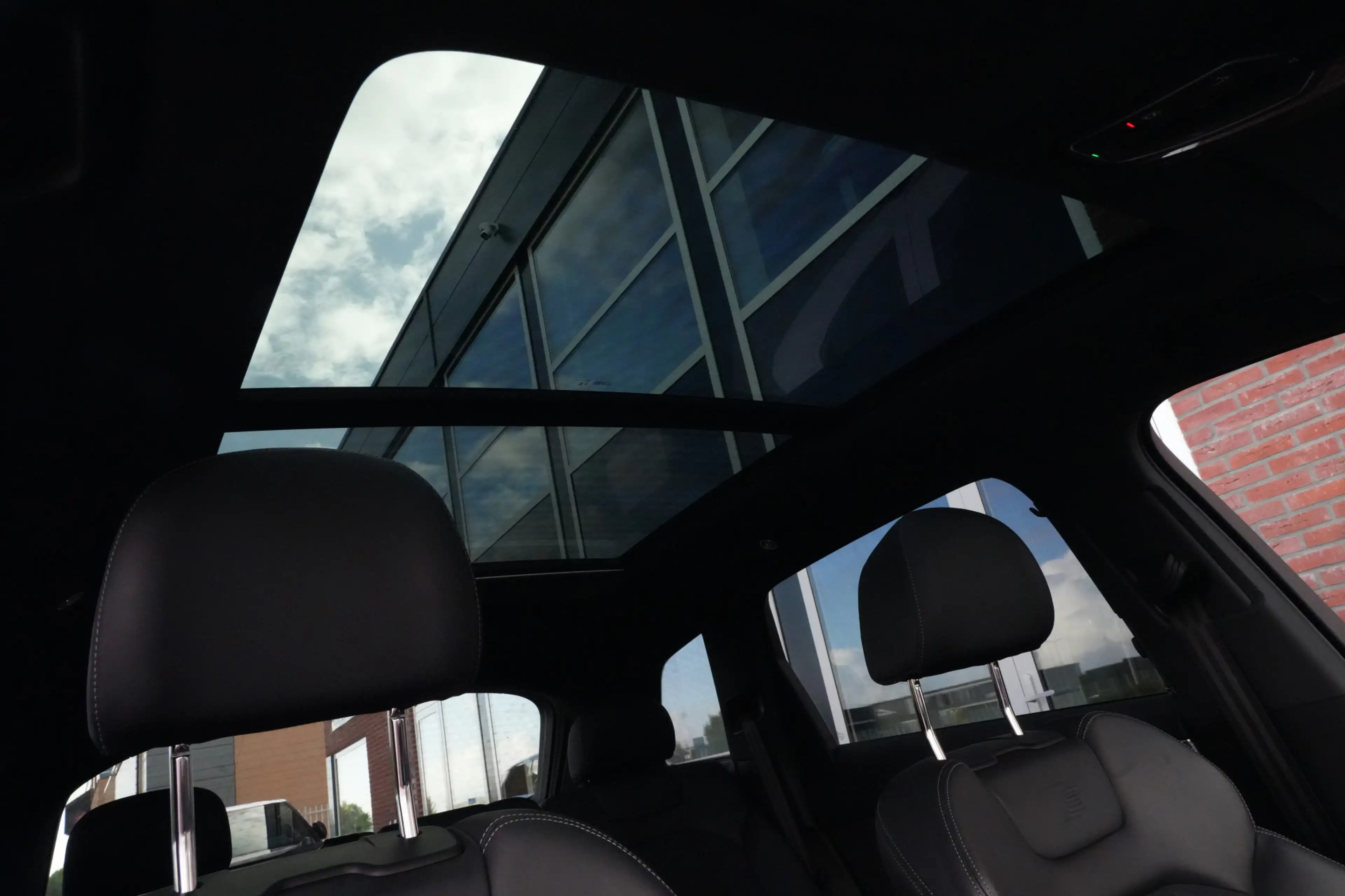 Audi Q7 55 TFSI e Quattro Pro Line S | 394pk | Pano | Trek — photo 12