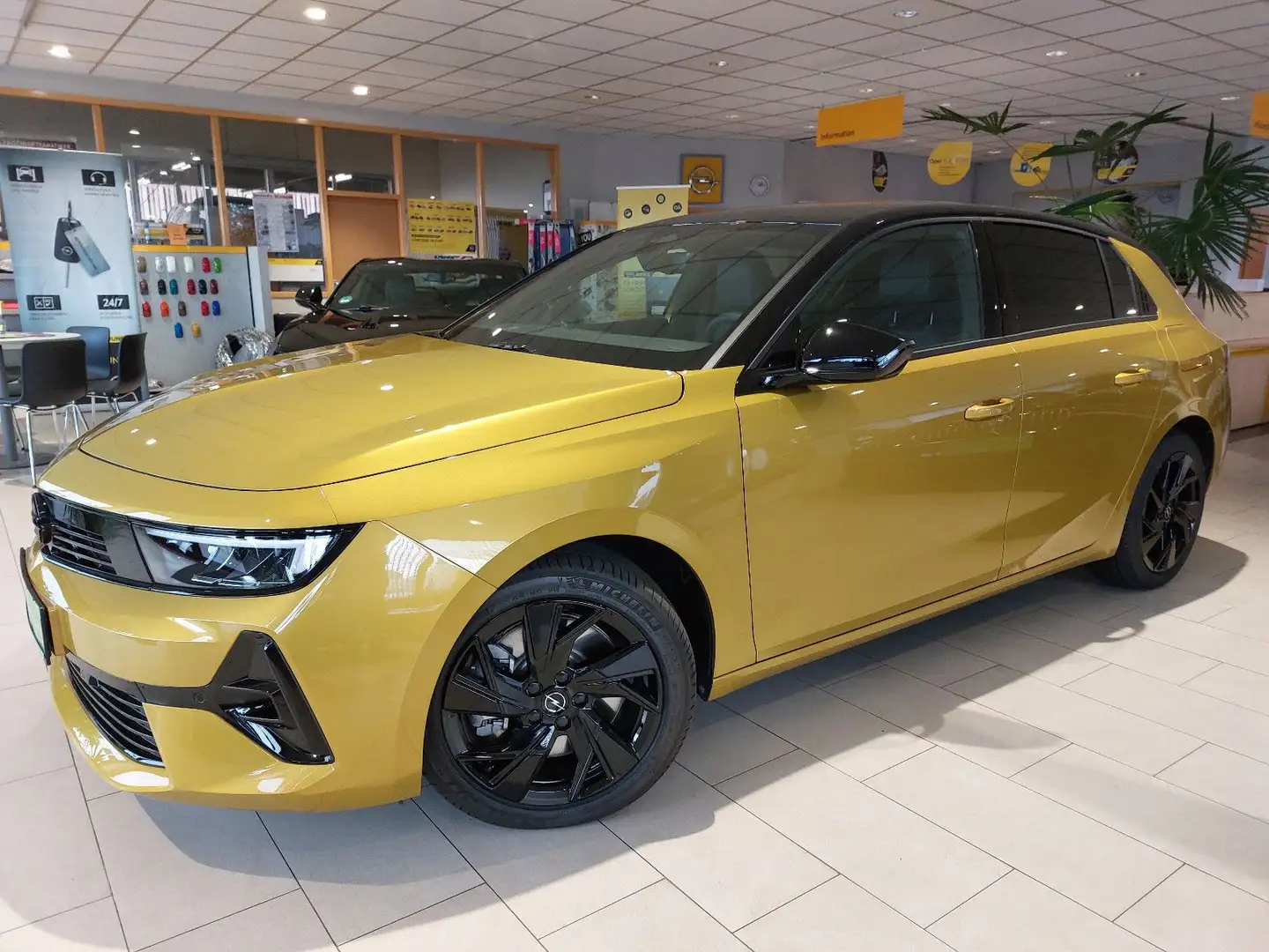 Opel Astra L Lim. 5t. GS Line+AUTOMATIK+LED+STANDHEIZ Gelb - 1