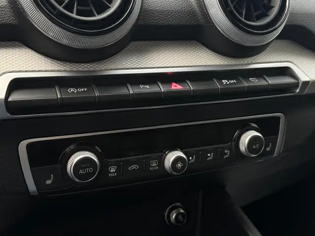 Audi Q2 view 15