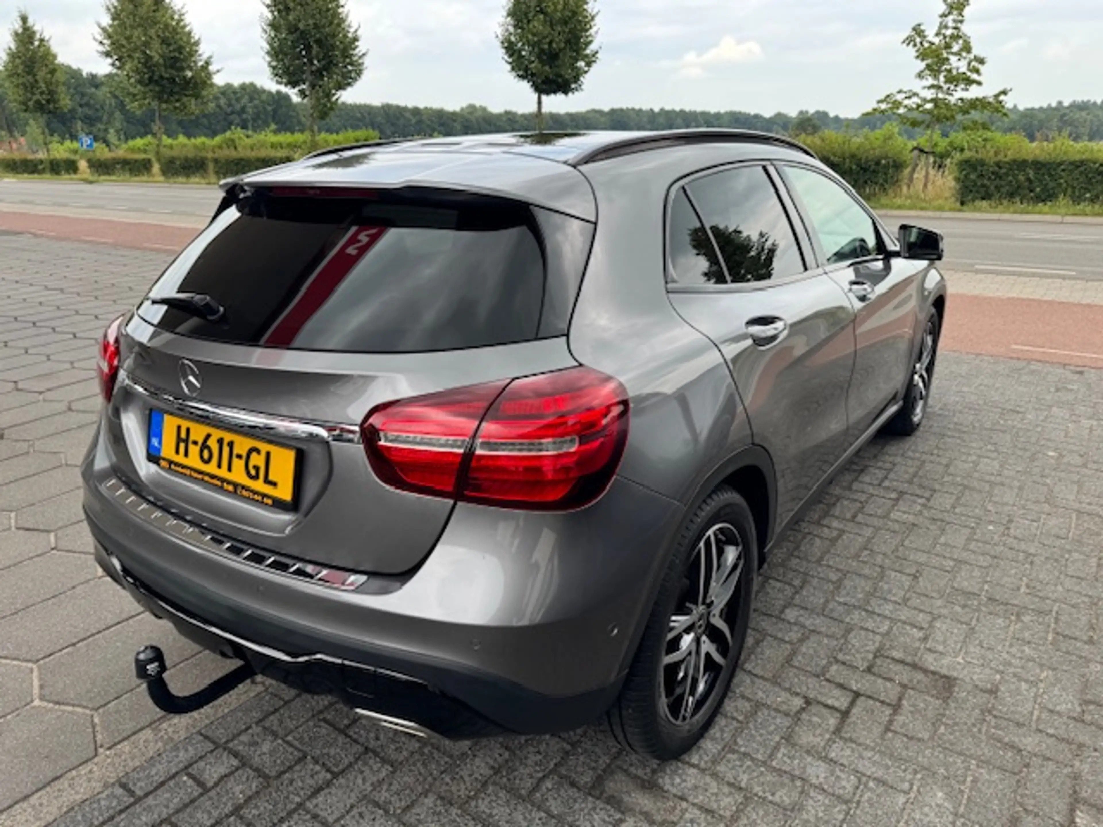 Mercedes-Benz GLA 200 156pk 7G-DCT Premium Plus — photo 3