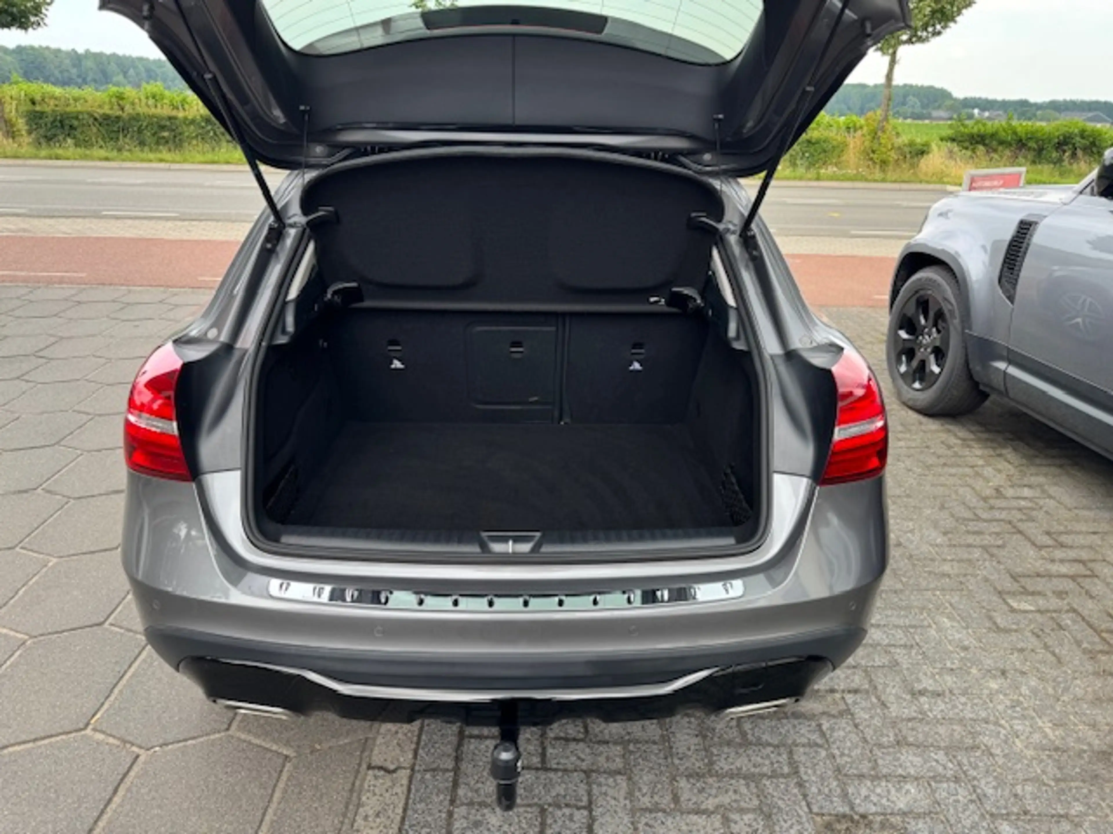 Mercedes-Benz GLA 200 156pk 7G-DCT Premium Plus — photo 4