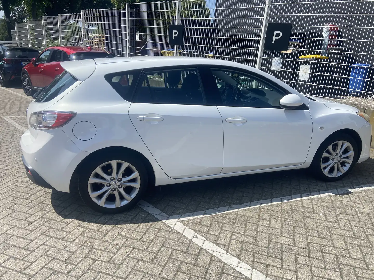 Mazda 3 1.6 MZR High-Line - 1