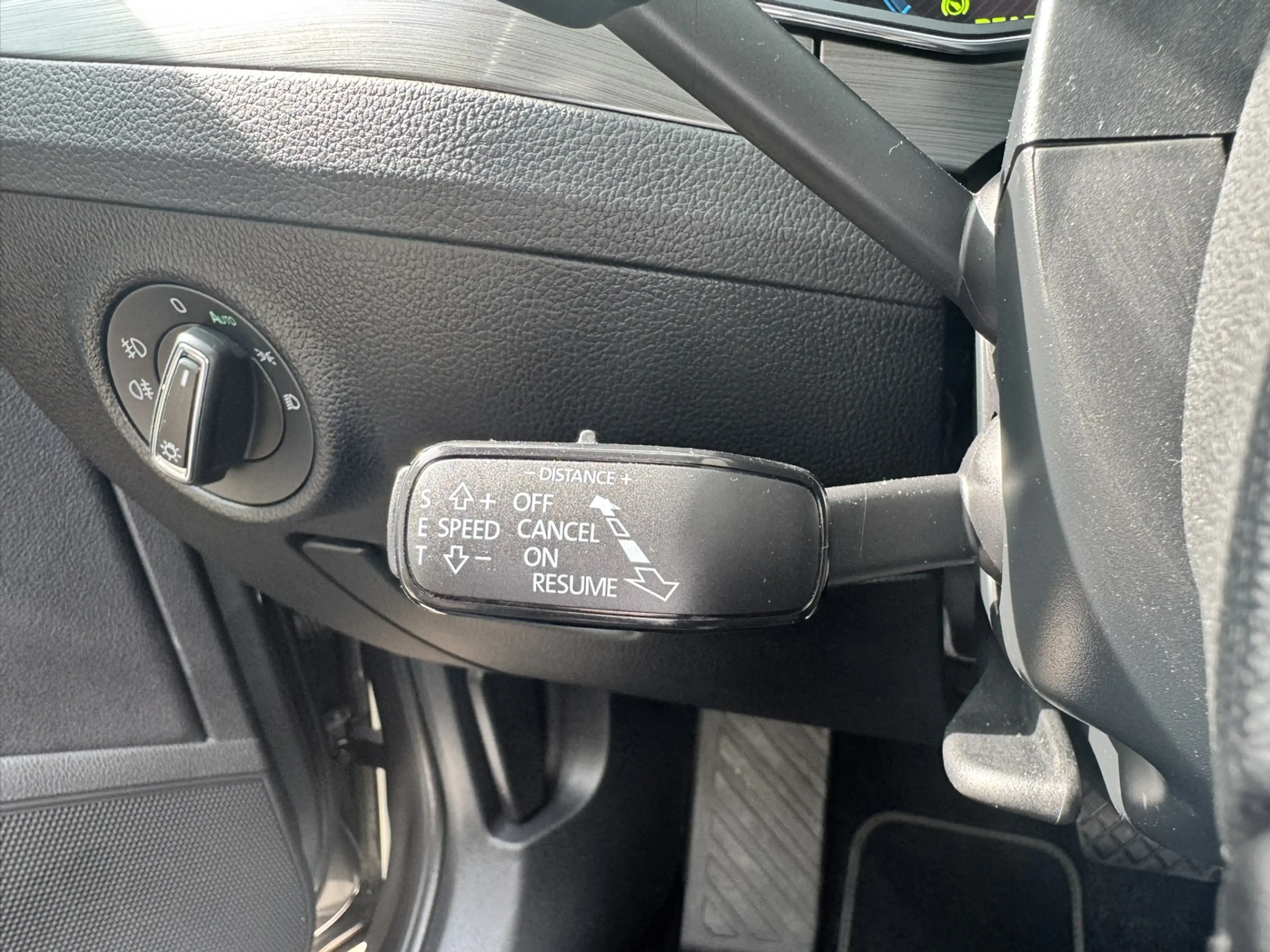 Skoda Superb Combi 1.4 TSI iV Business Edition Plus*Navigatie*P — photo 18