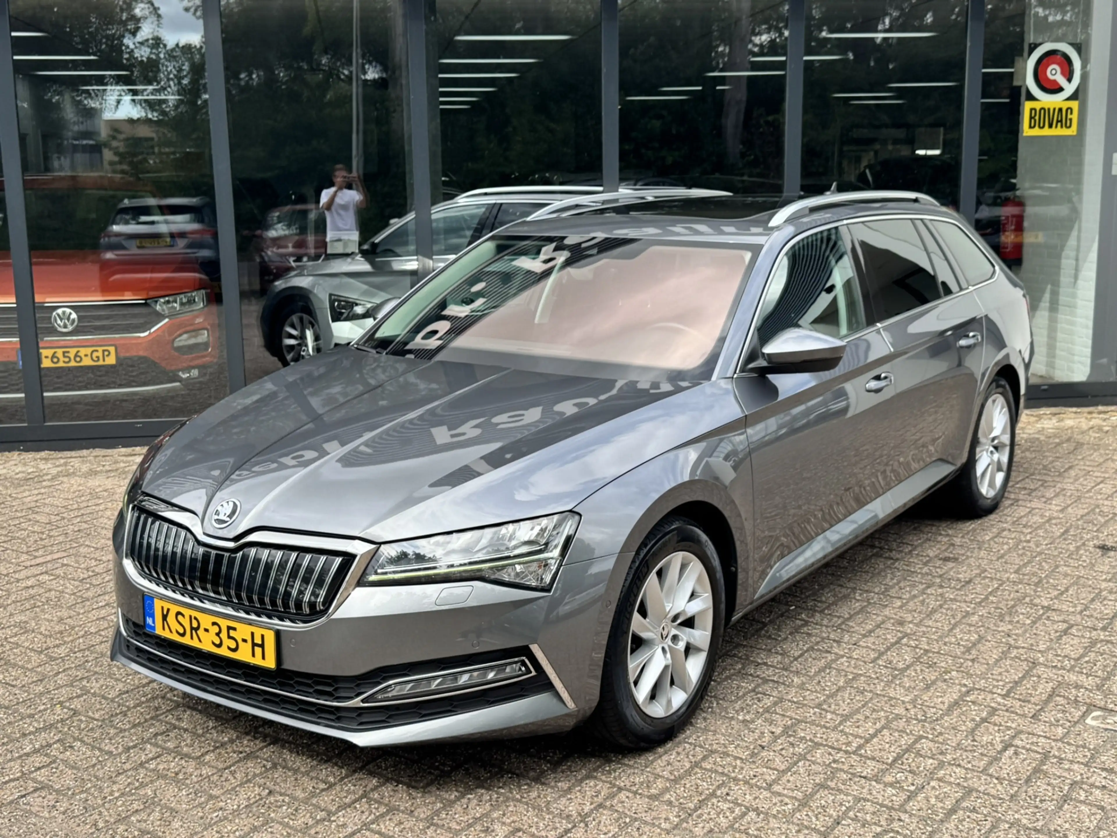Skoda Superb Combi 1.4 TSI iV Business Edition Plus*Navigatie*P — photo 2