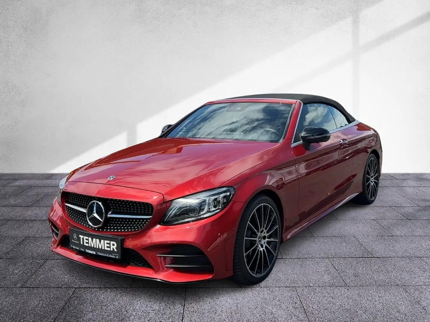Mercedes-Benz C 300 d Cabriolet AMG-Line Comand LED Night RKam Rot - 2