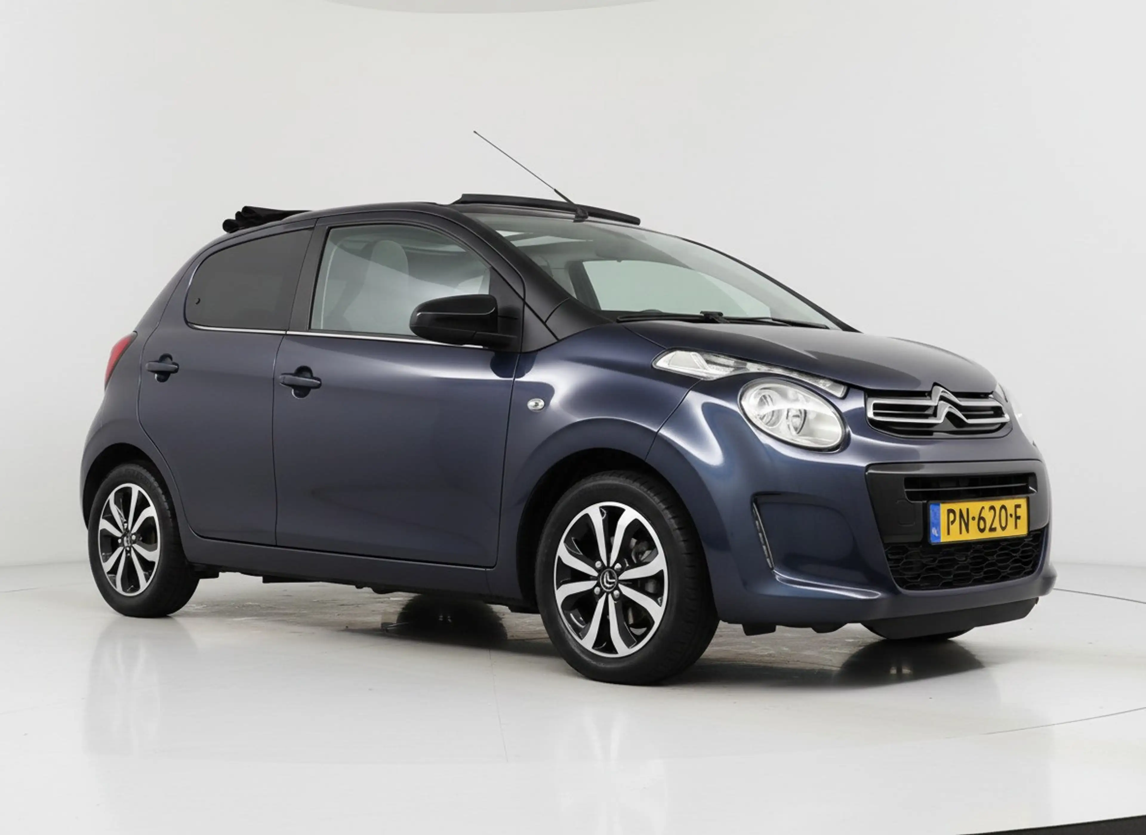 Citroen C1 1.0 e-VTi Airscape Shine, Orig.NL | Camera | Clima — photo 35