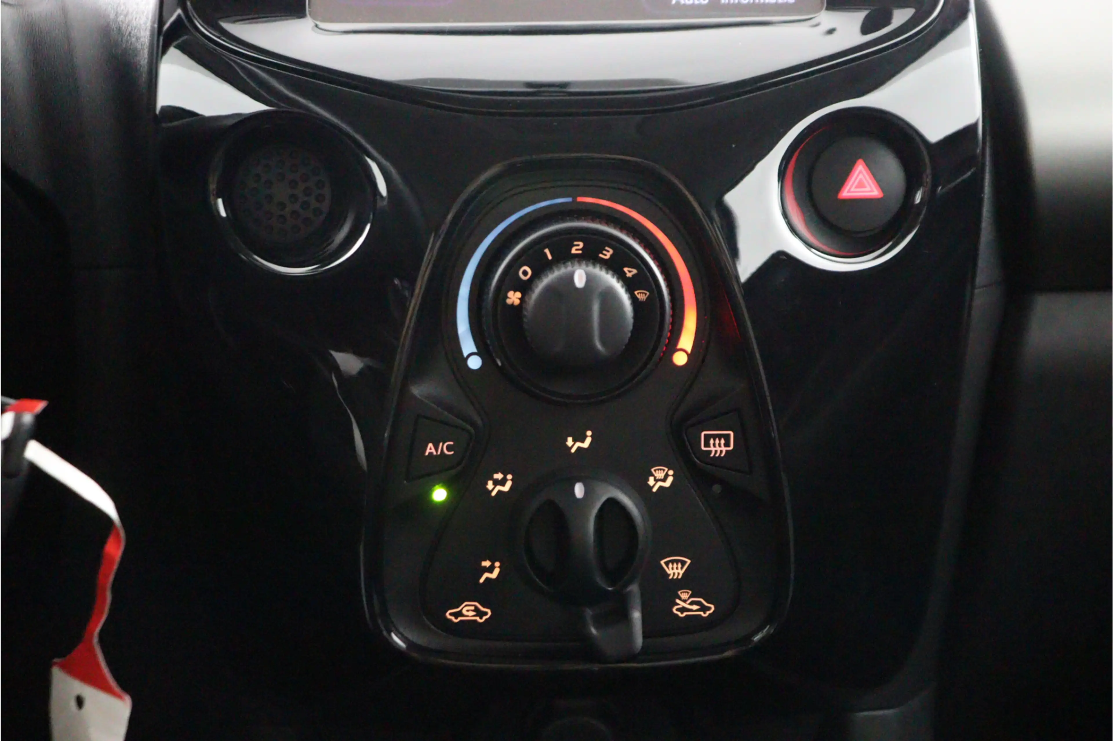 Citroen C1 1.0 e-VTi Airscape Shine, Orig.NL | Camera | Clima — photo 43