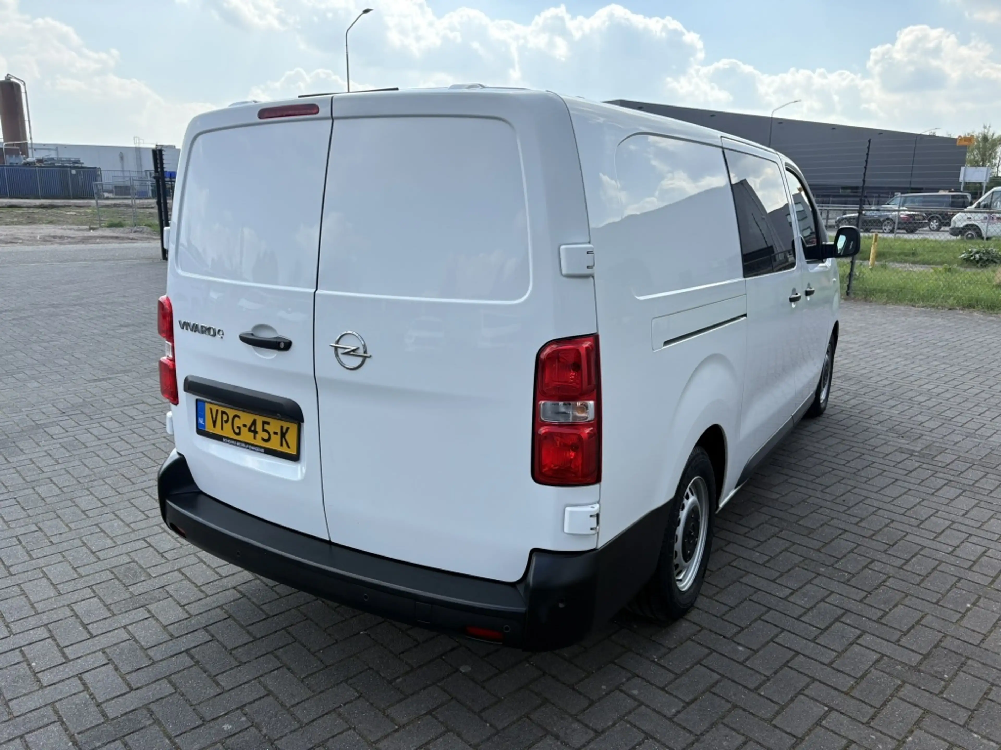 Opel Vivaro-e L3 DC 75 kWh Dubbele Cabine | Airco | Navigatie — photo 3