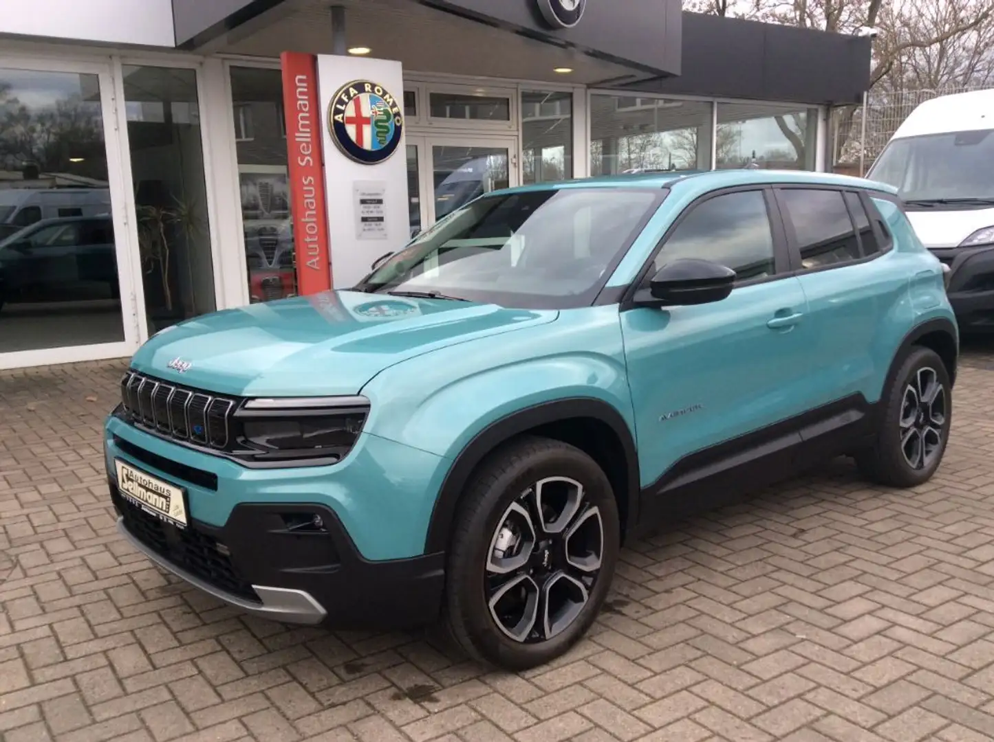 Jeep Avenger Altitude+ Vert - 1