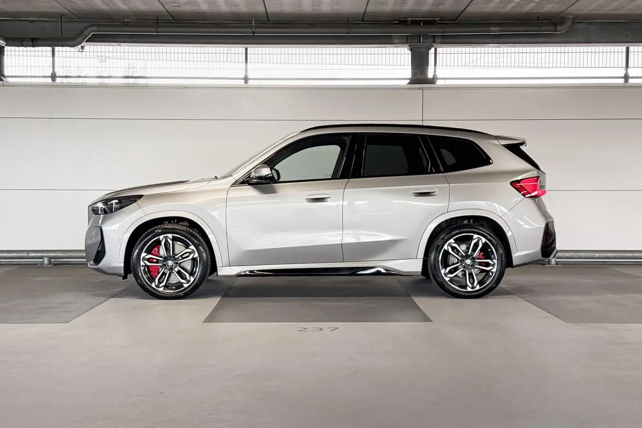 BMW iX1 2026